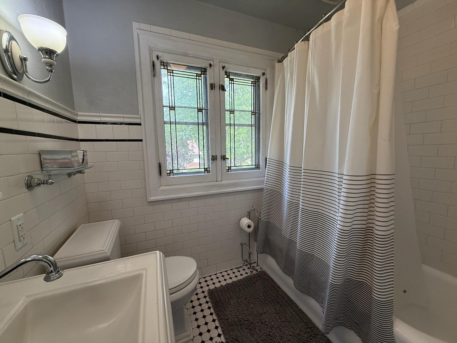 2010 Main La Crosse WI 54601 1950086 image21