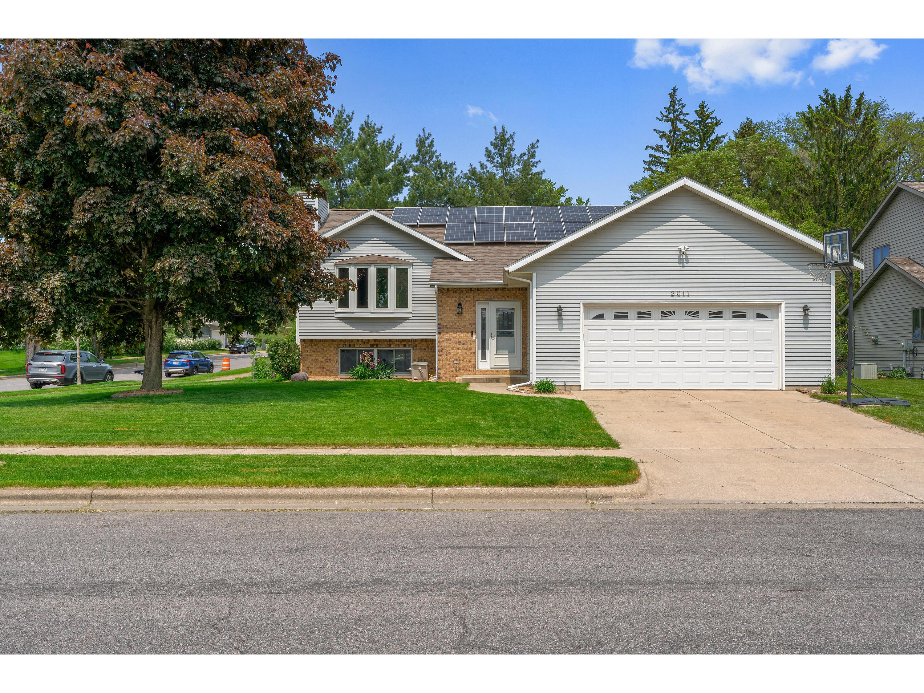 2011 Sandalwood Onalaska WI 54650 1835348 image1