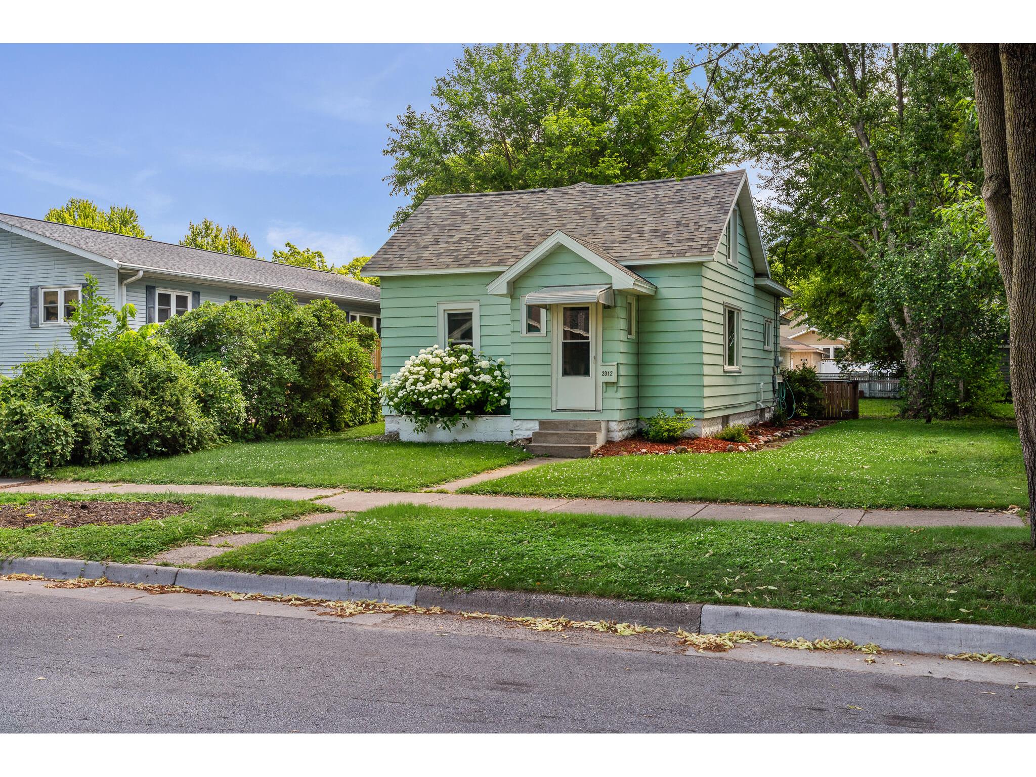 2012 Charles La Crosse WI 54603 1970983 image2