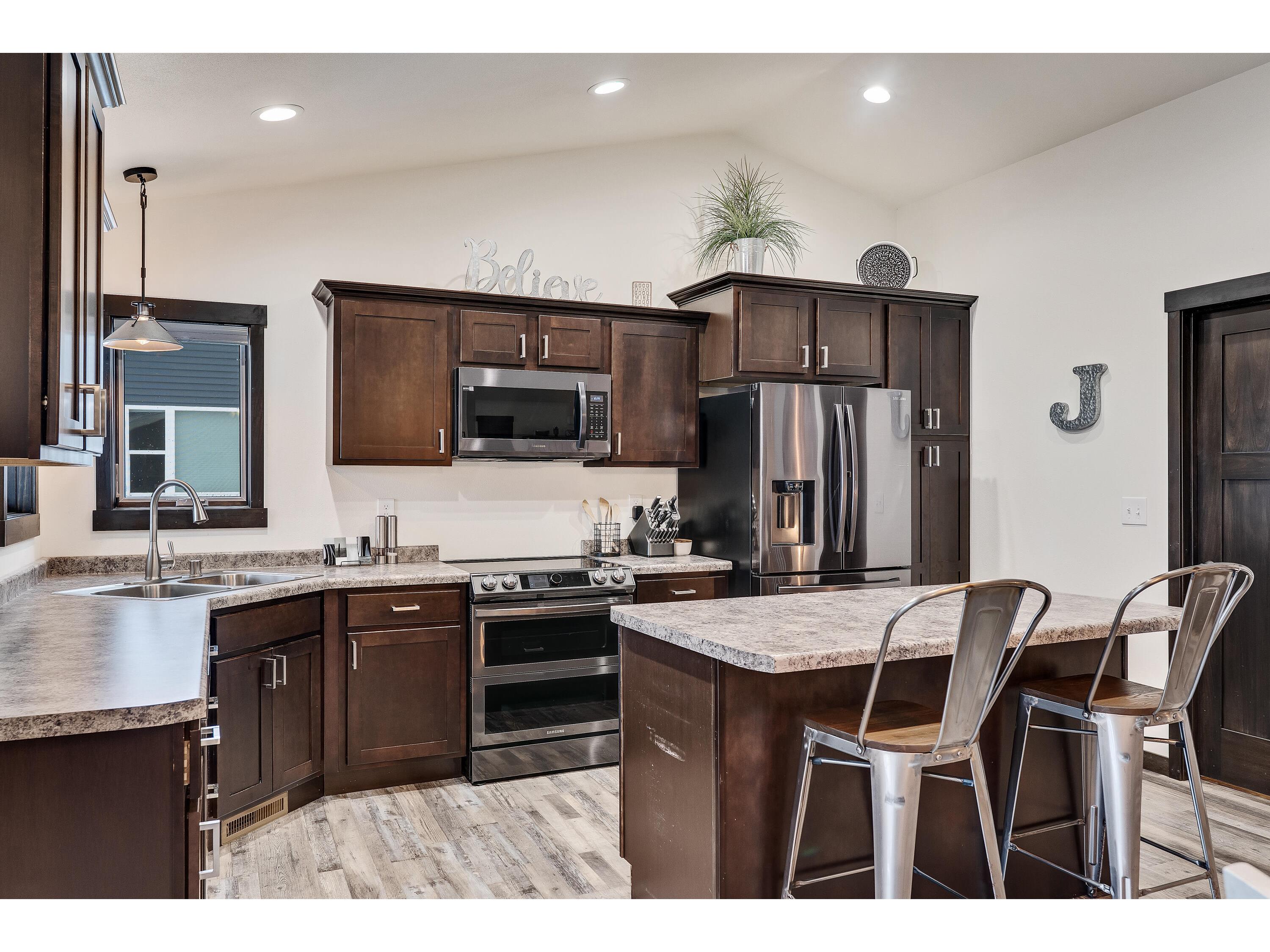 2012 Elinor Holmen WI 54636 1946650 image10