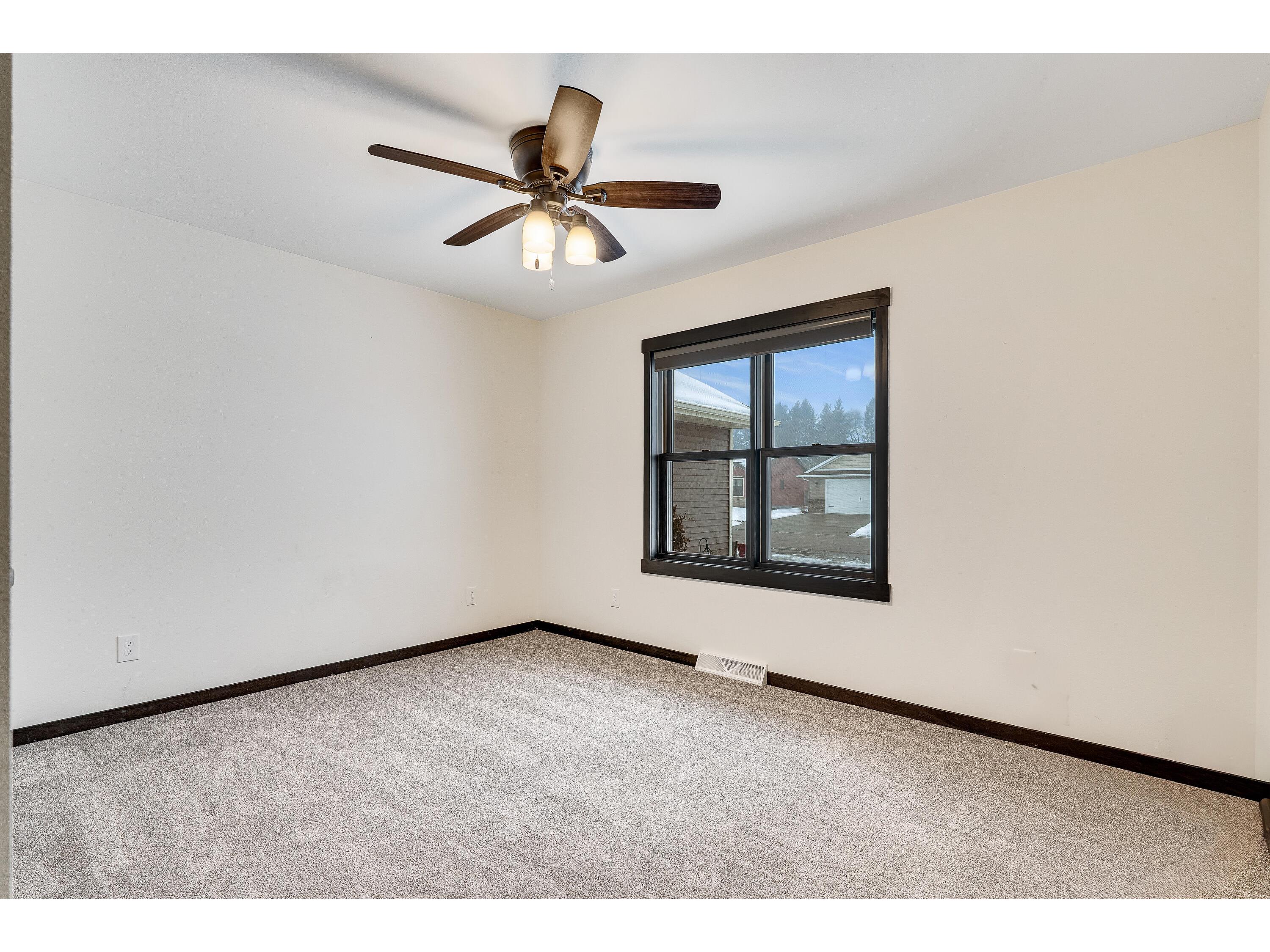 2012 Elinor Holmen WI 54636 1946650 image16