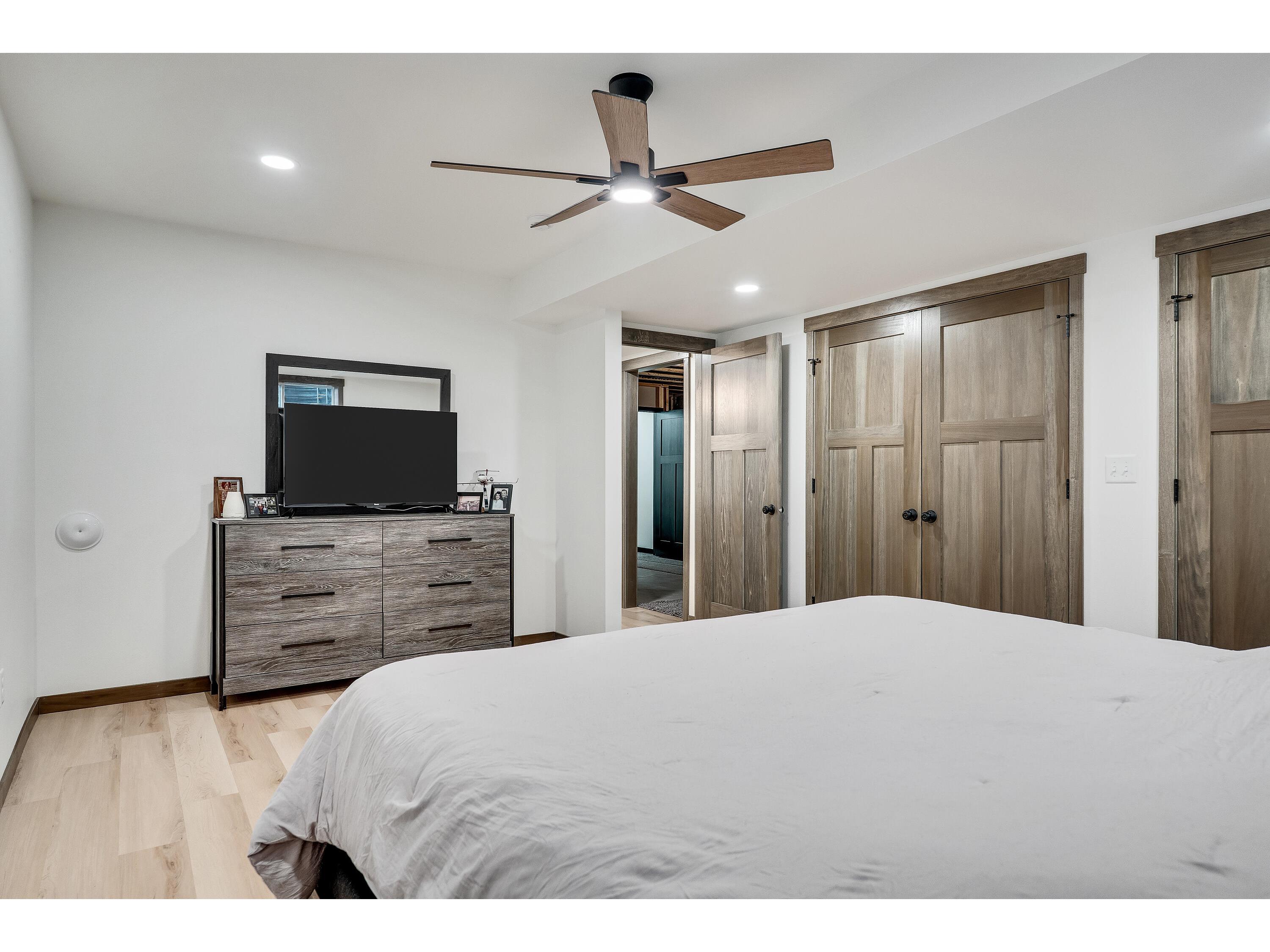 2012 Elinor Holmen WI 54636 1946650 image22