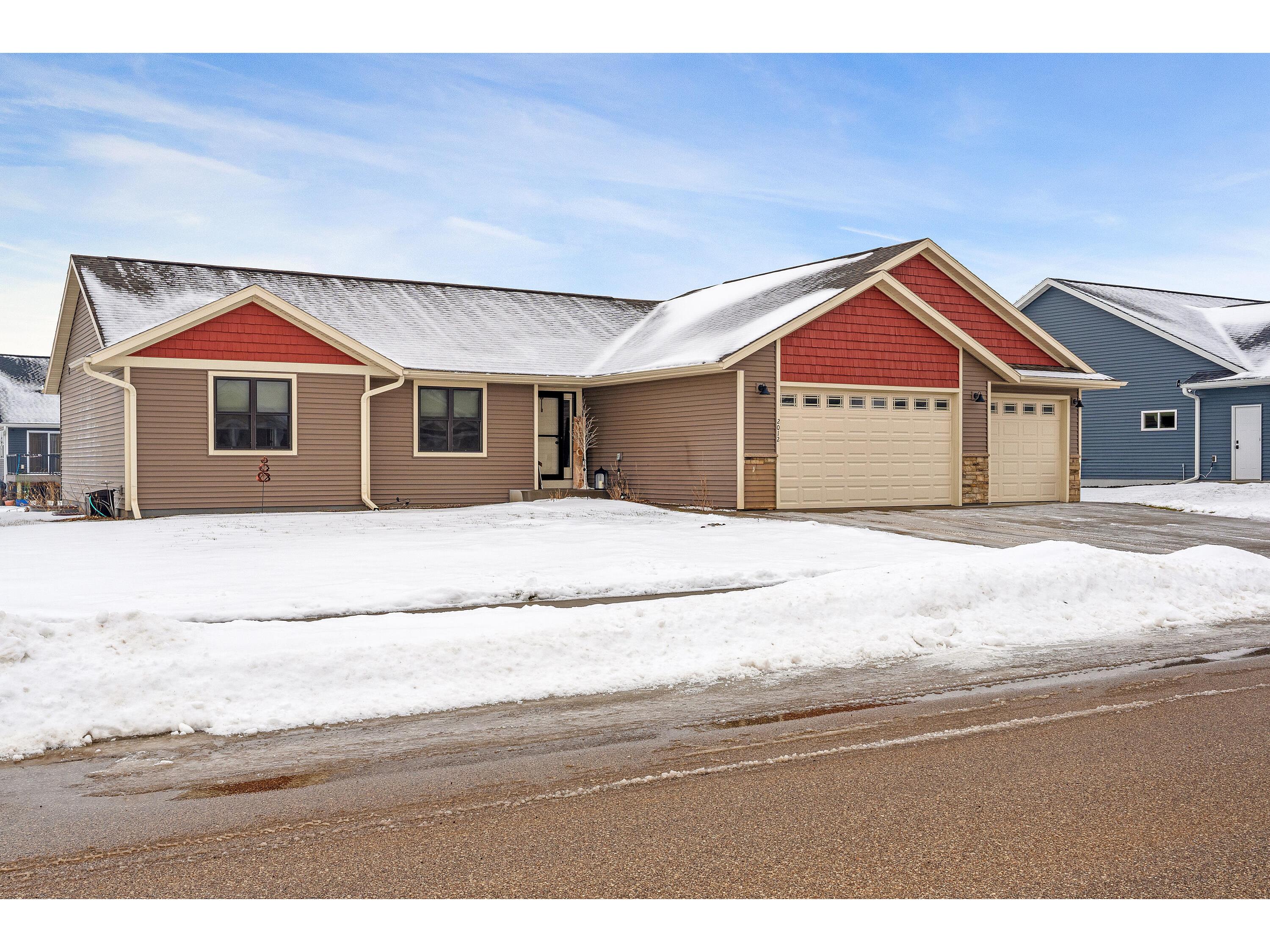 2012 Elinor Holmen WI 54636 1951735 image2