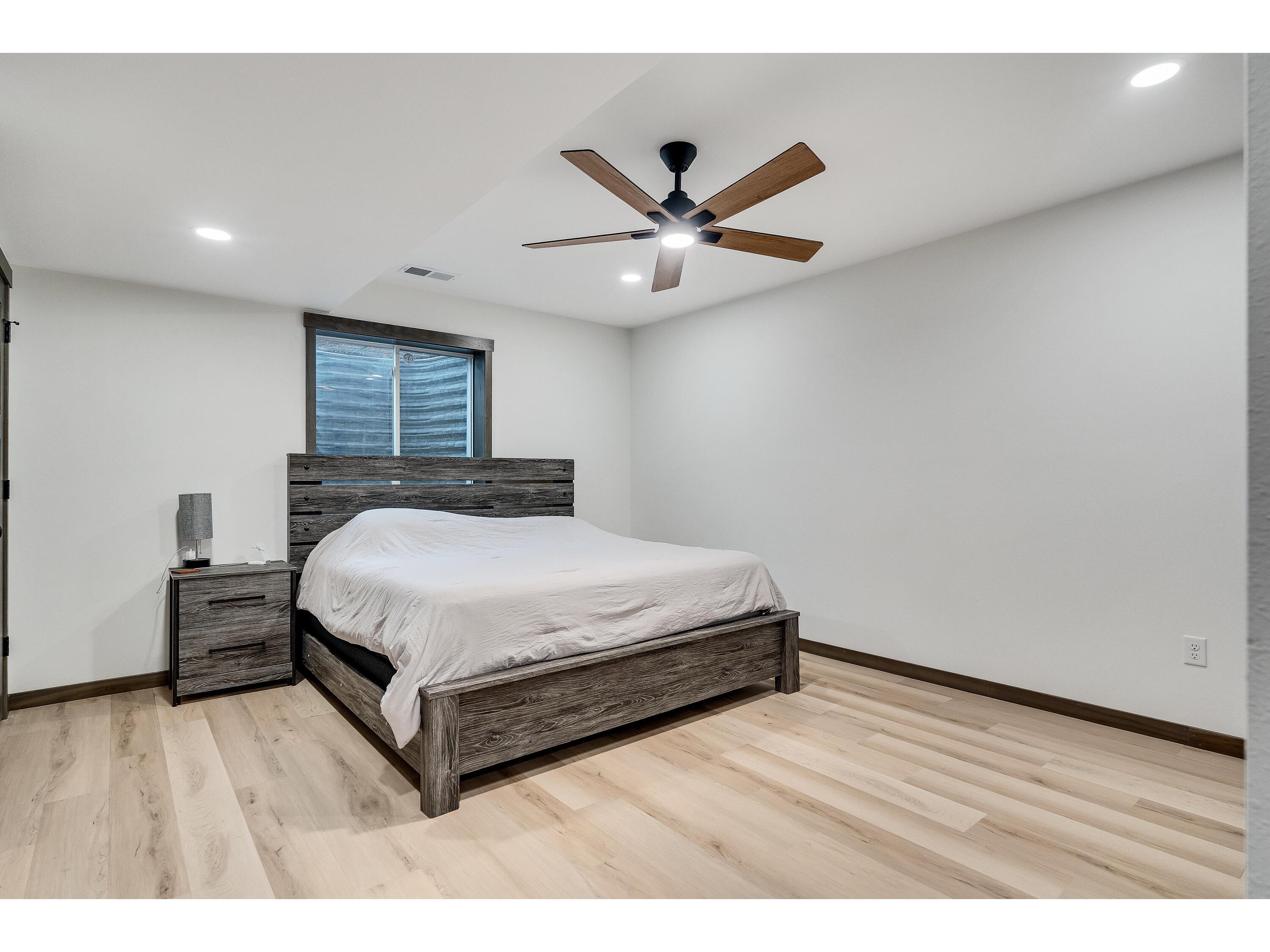 2012 Elinor Holmen WI 54636 1951735 image21