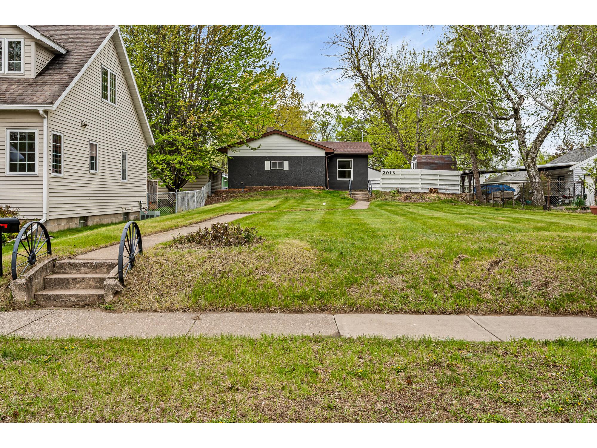 2016 21st La Crosse WI 54601 1960258 image24
