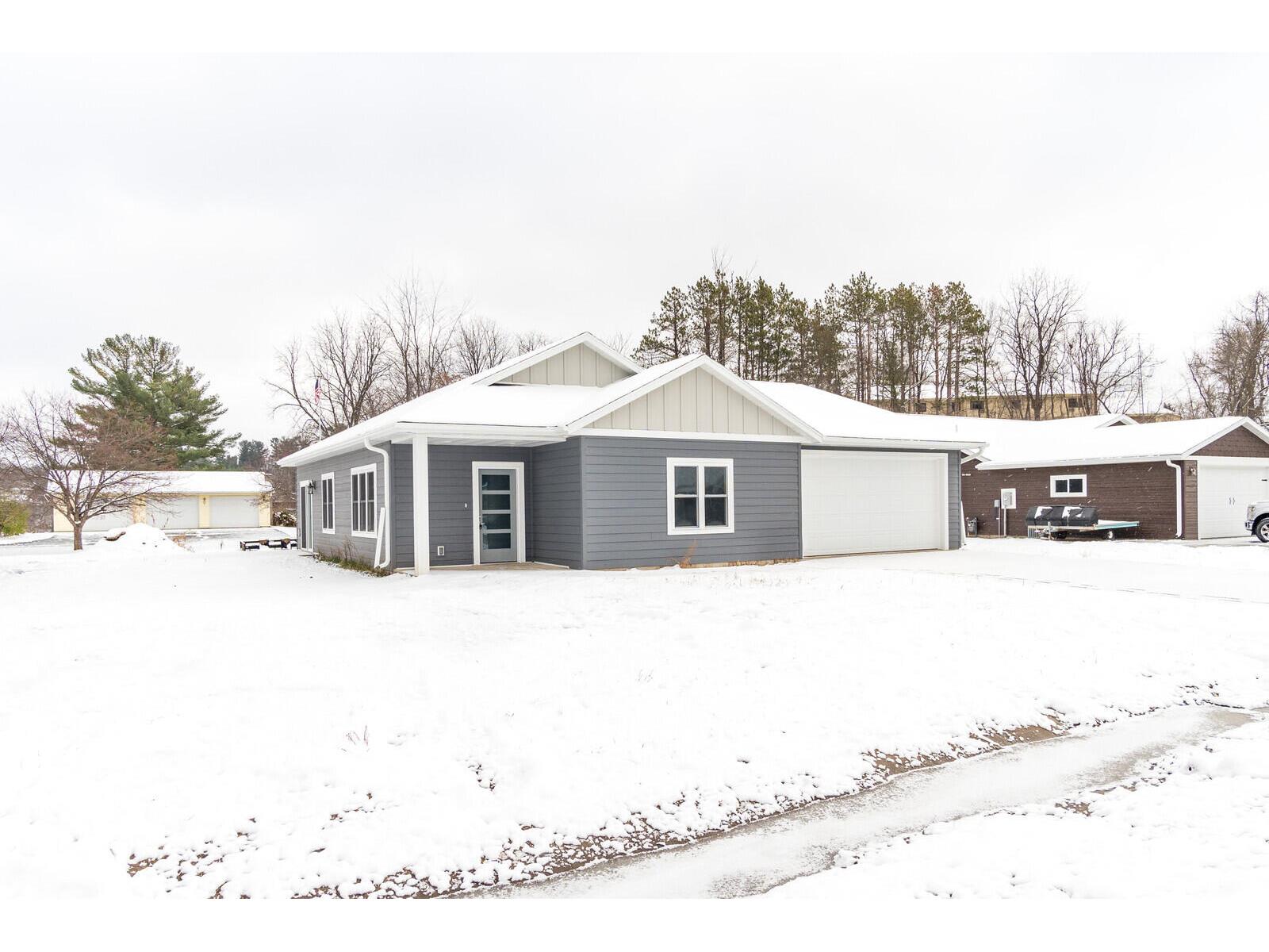 20166 Campus Galesville WI 54630 1822377 image1