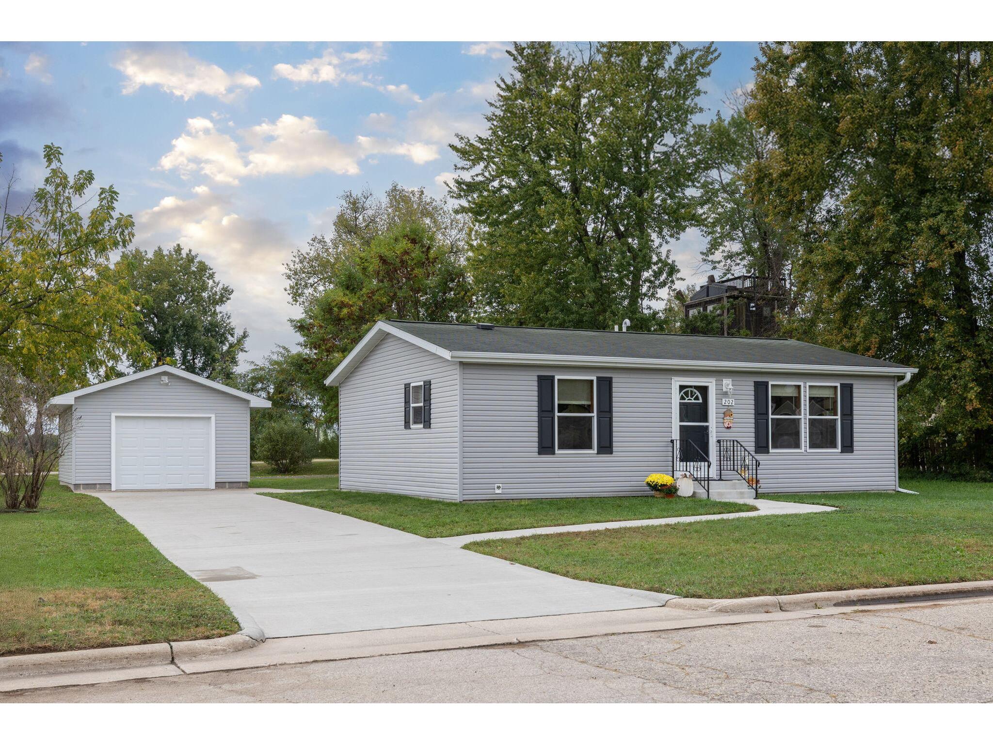 202 Alexander La Crosse WI 54601 1938201 image1