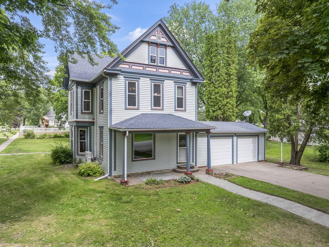 202 Cedar Pepin WI 54759 1923987 image1