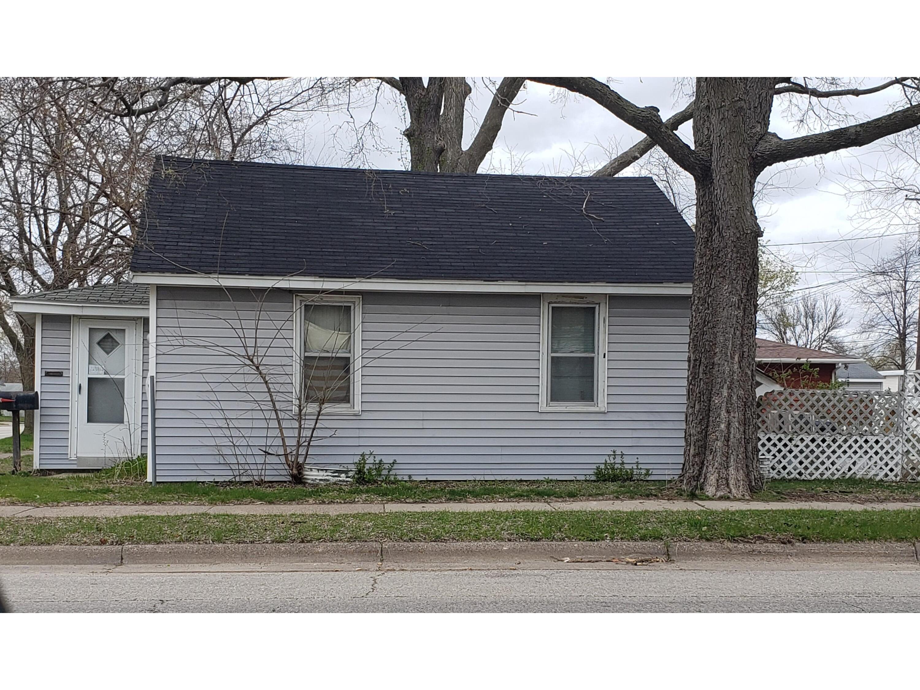 2025 East La Crosse WI 54601 1840221 image1