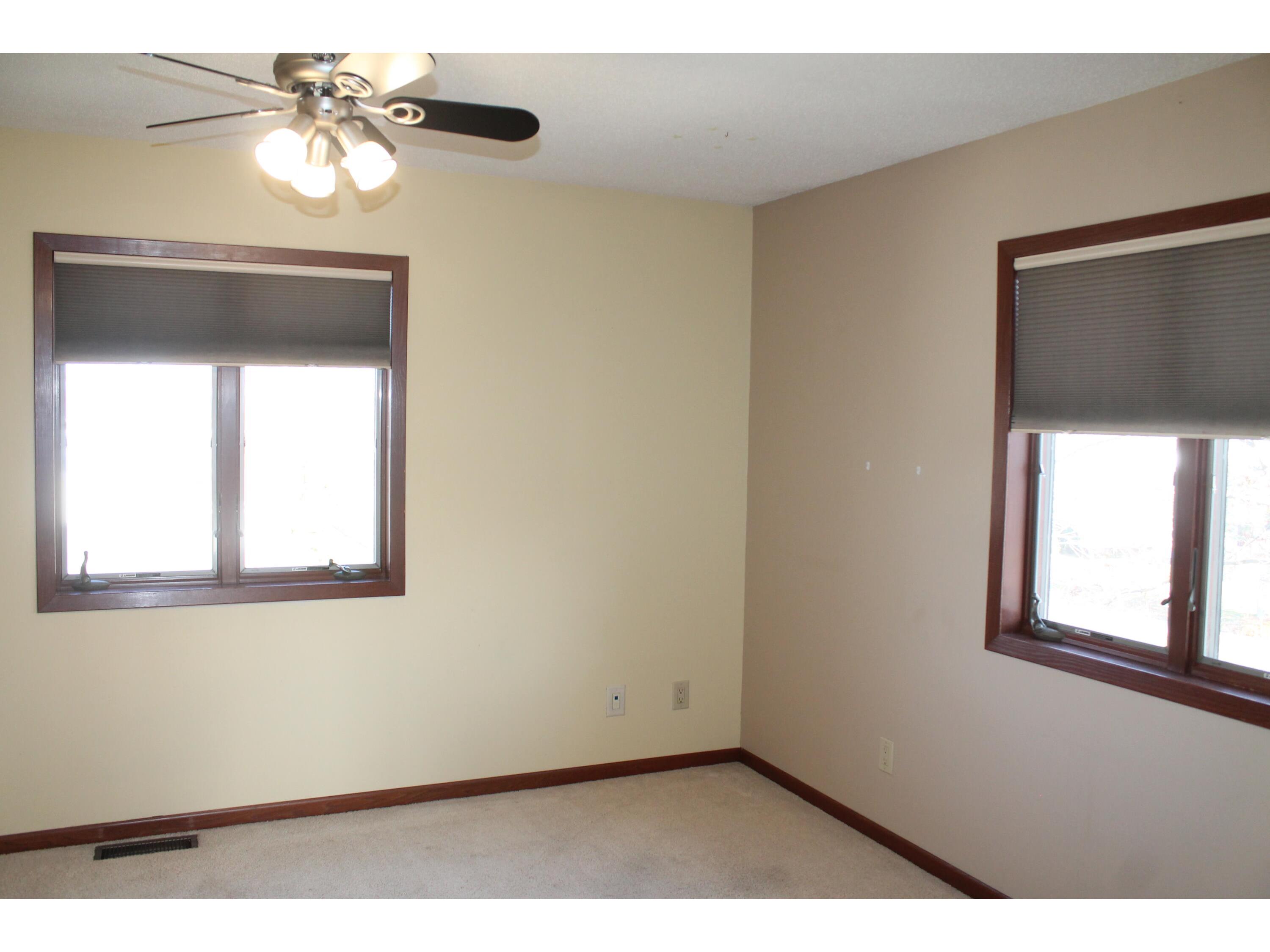 2027 Charles La Crosse WI 54603 1943666 image17