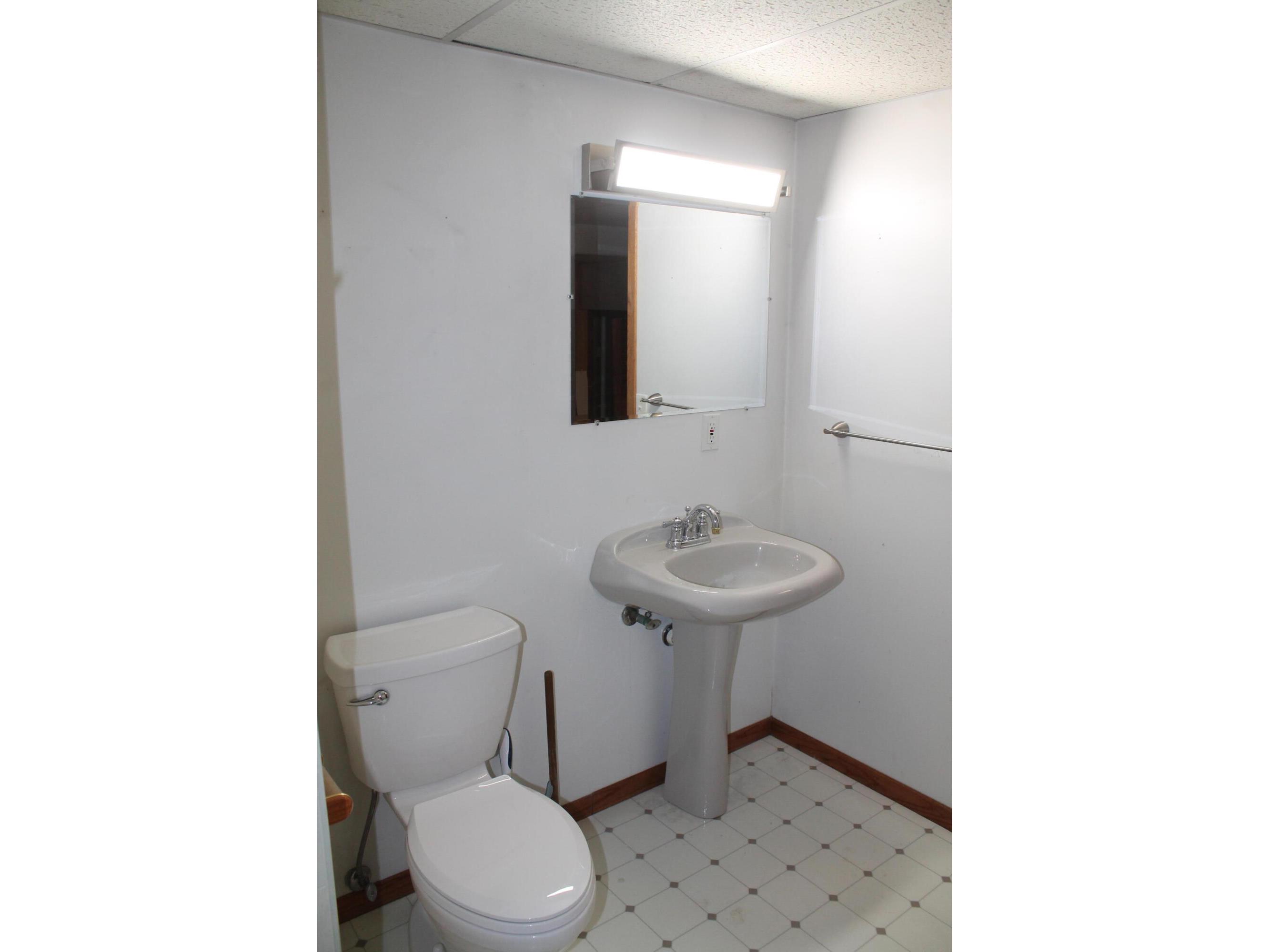 2027 Charles La Crosse WI 54603 1943666 image21