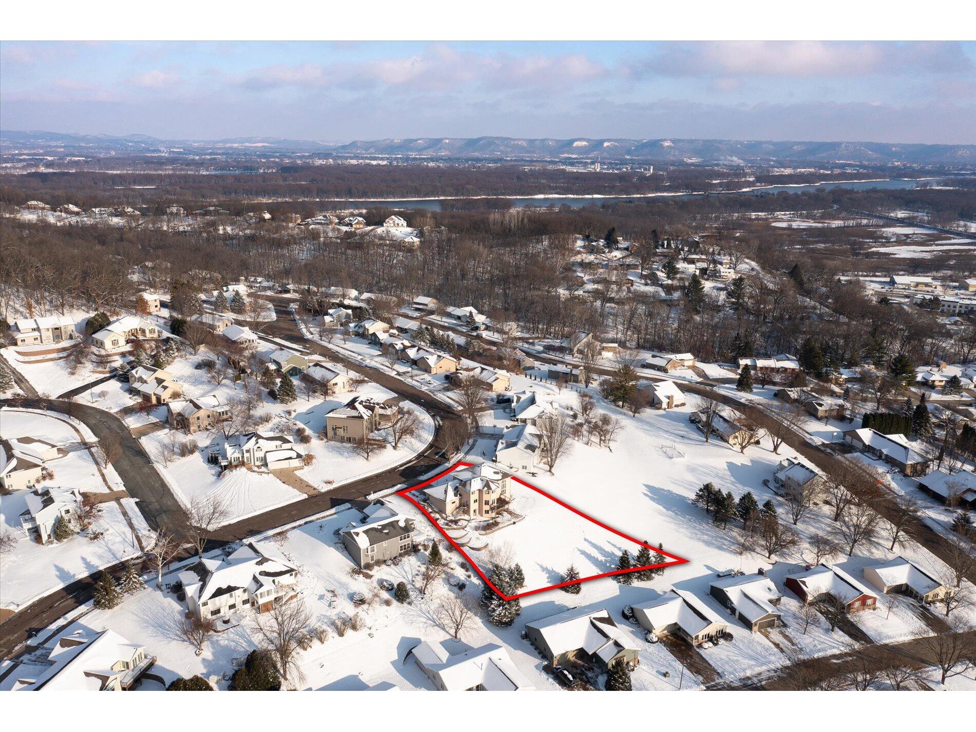 203 Eagles Bluff La Crescent MN 55947 1944436 image32
