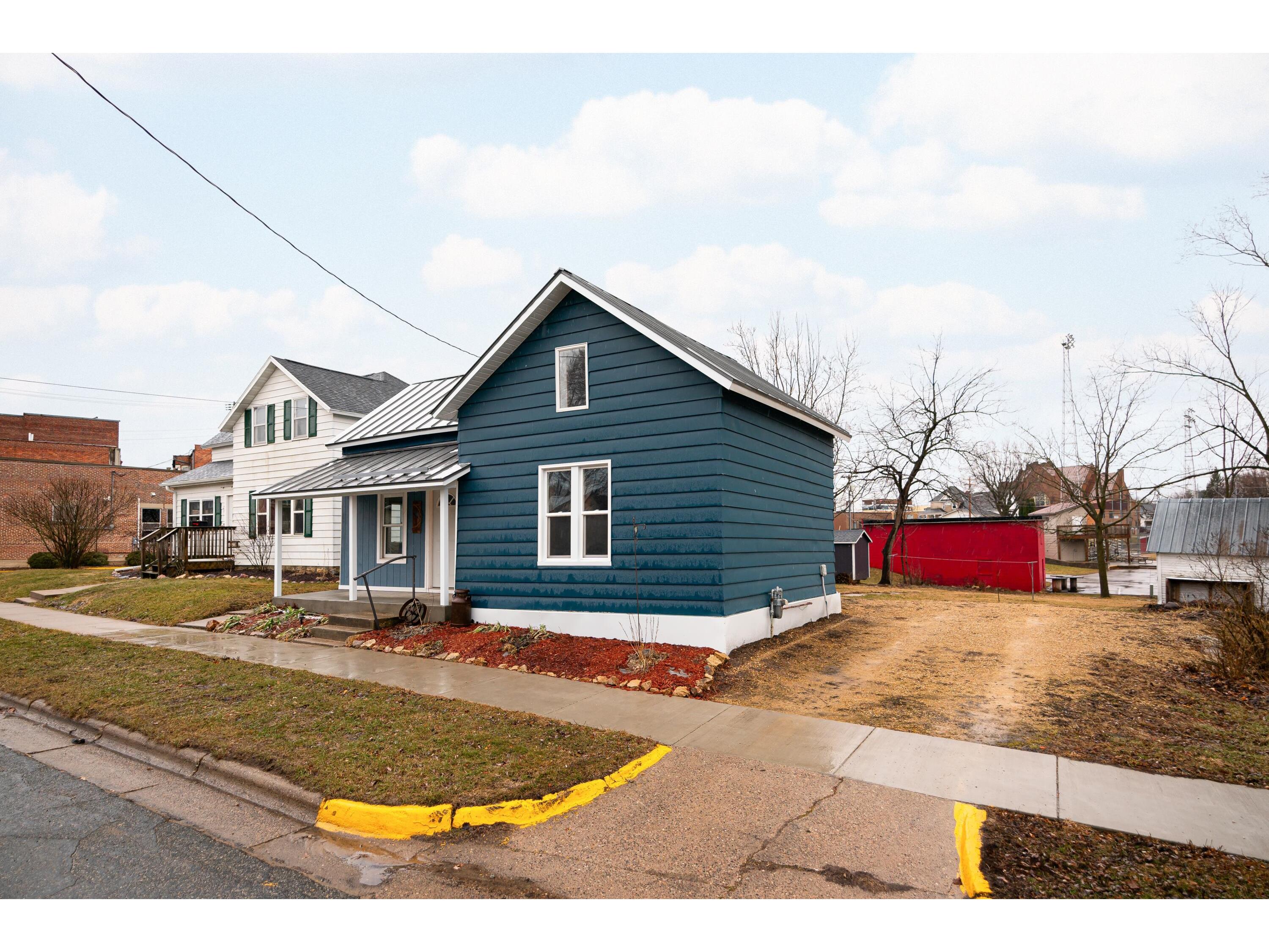 203 W State Westby WI 54667 1866788 image1