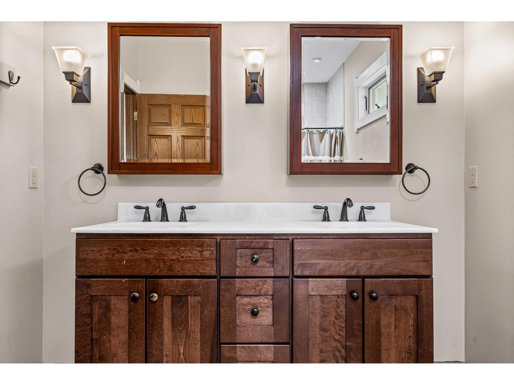 2030 Cass La Crosse WI 54601 1961899 image12