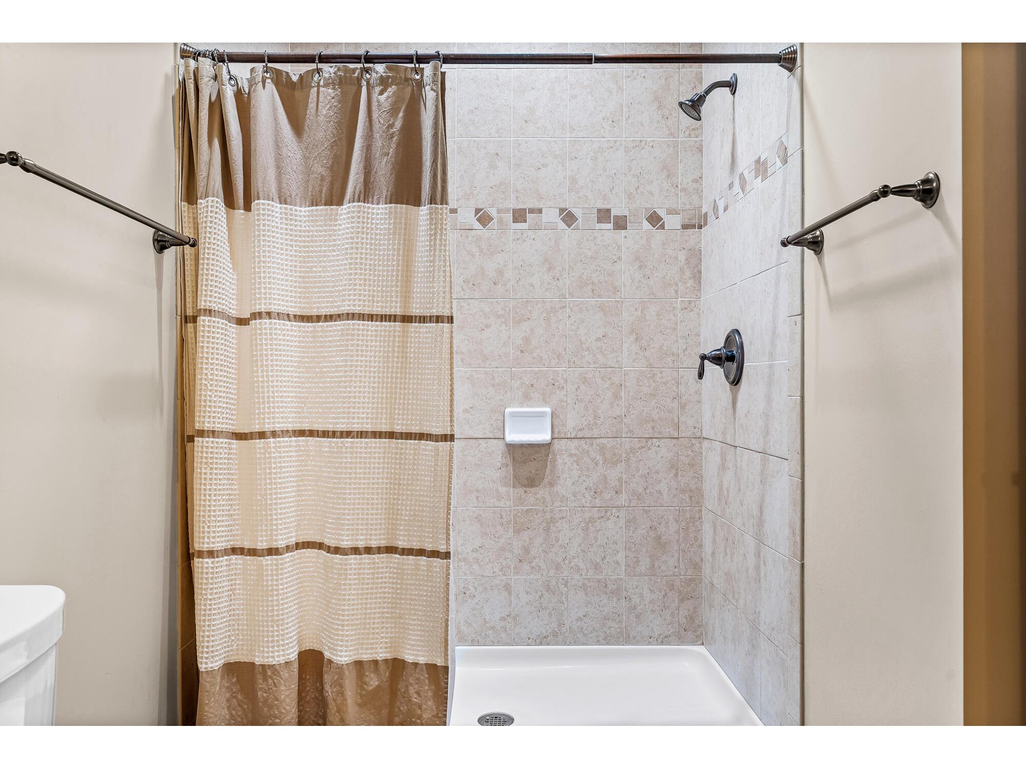 2030 Cass La Crosse WI 54601 1961899 image13
