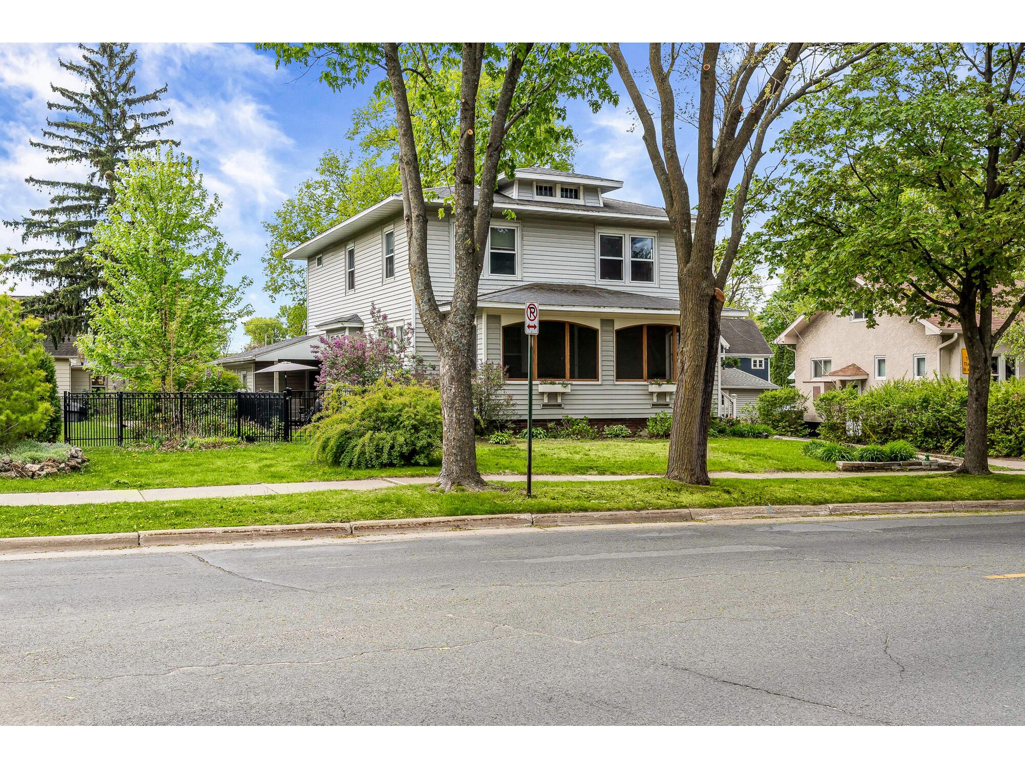 2030 Cass La Crosse WI 54601 1961899 image2