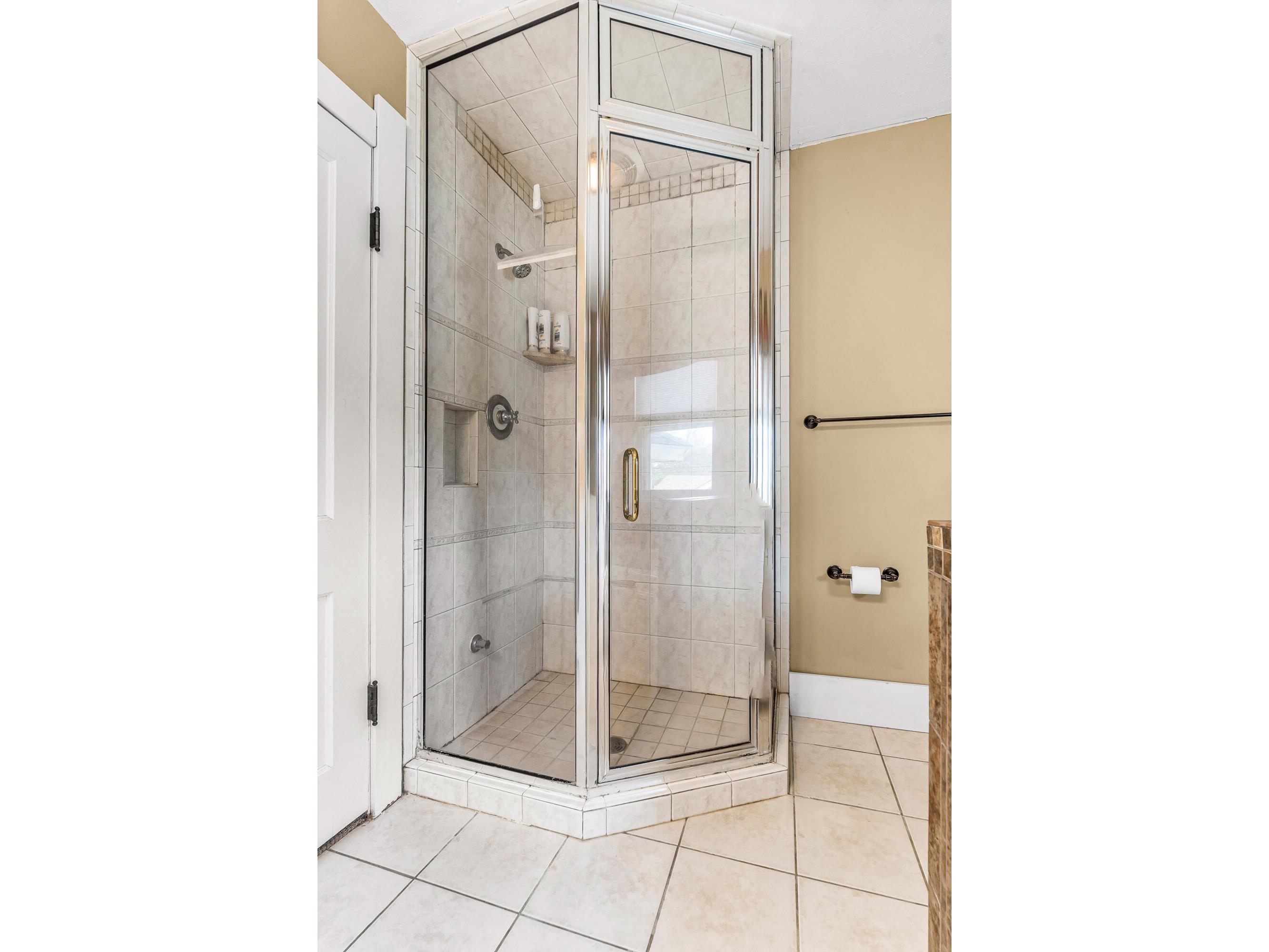 2030 Cass La Crosse WI 54601 1961899 image20