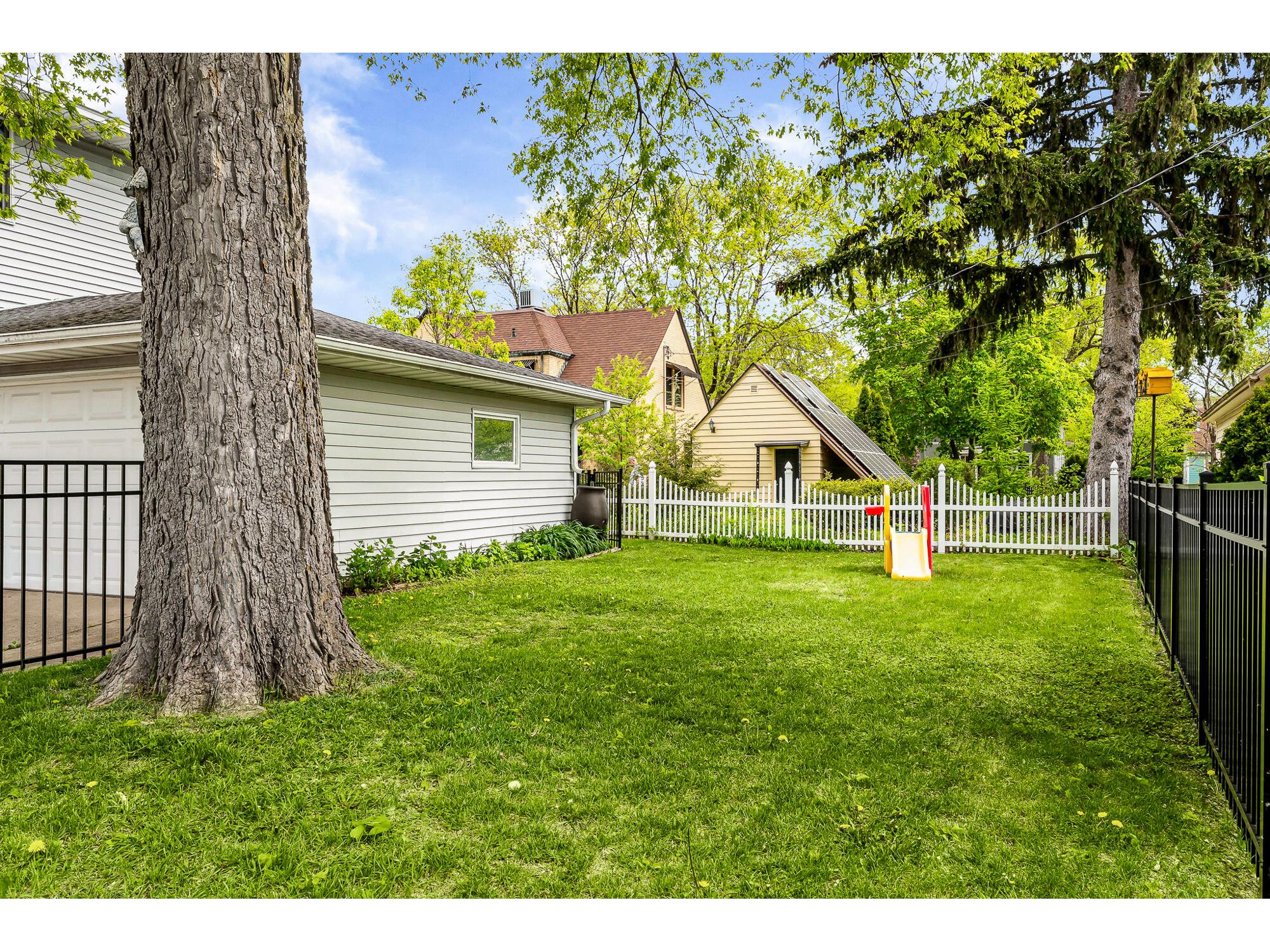 2030 Cass La Crosse WI 54601 1961899 image24