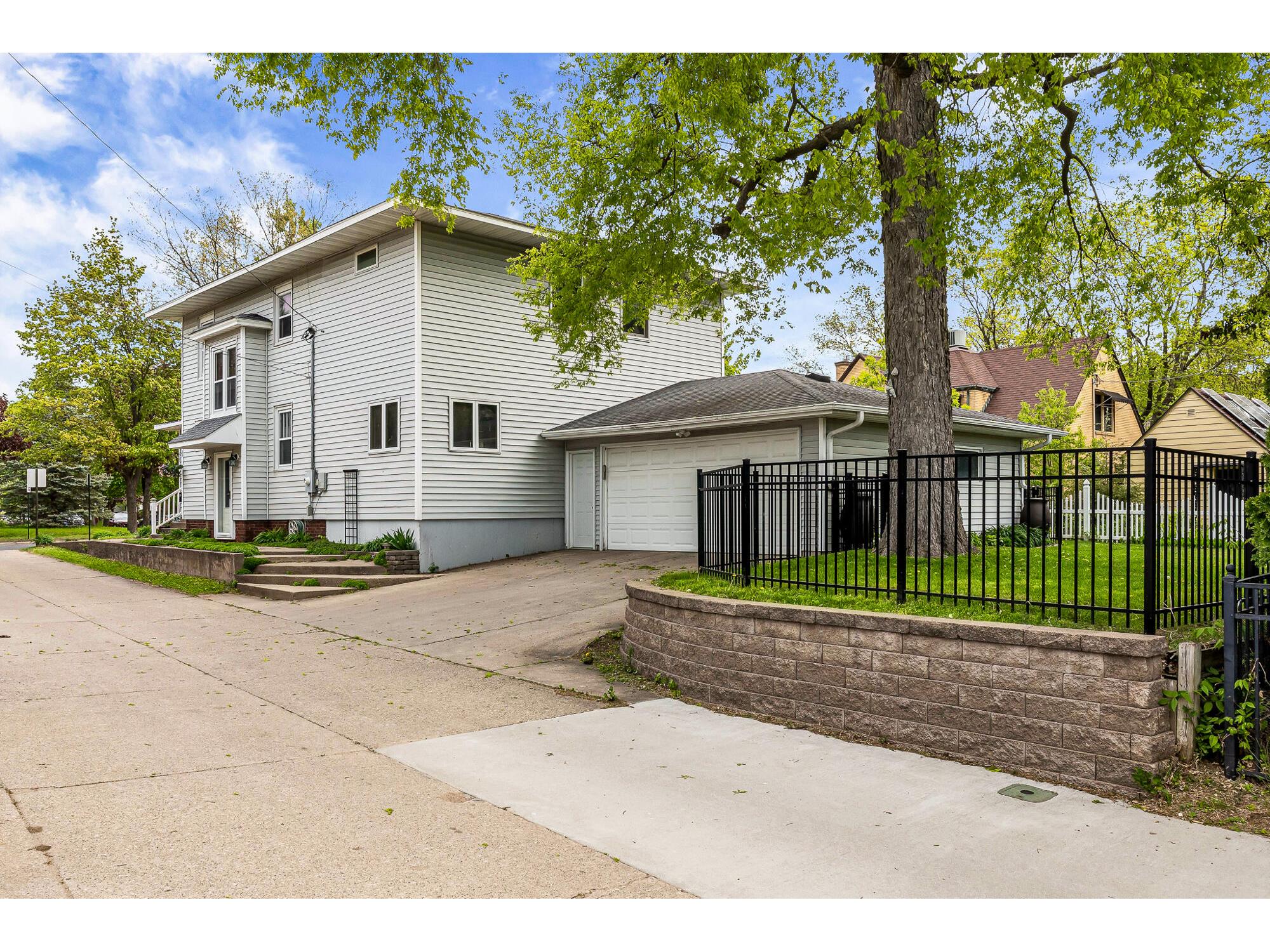 2030 Cass La Crosse WI 54601 1961899 image25