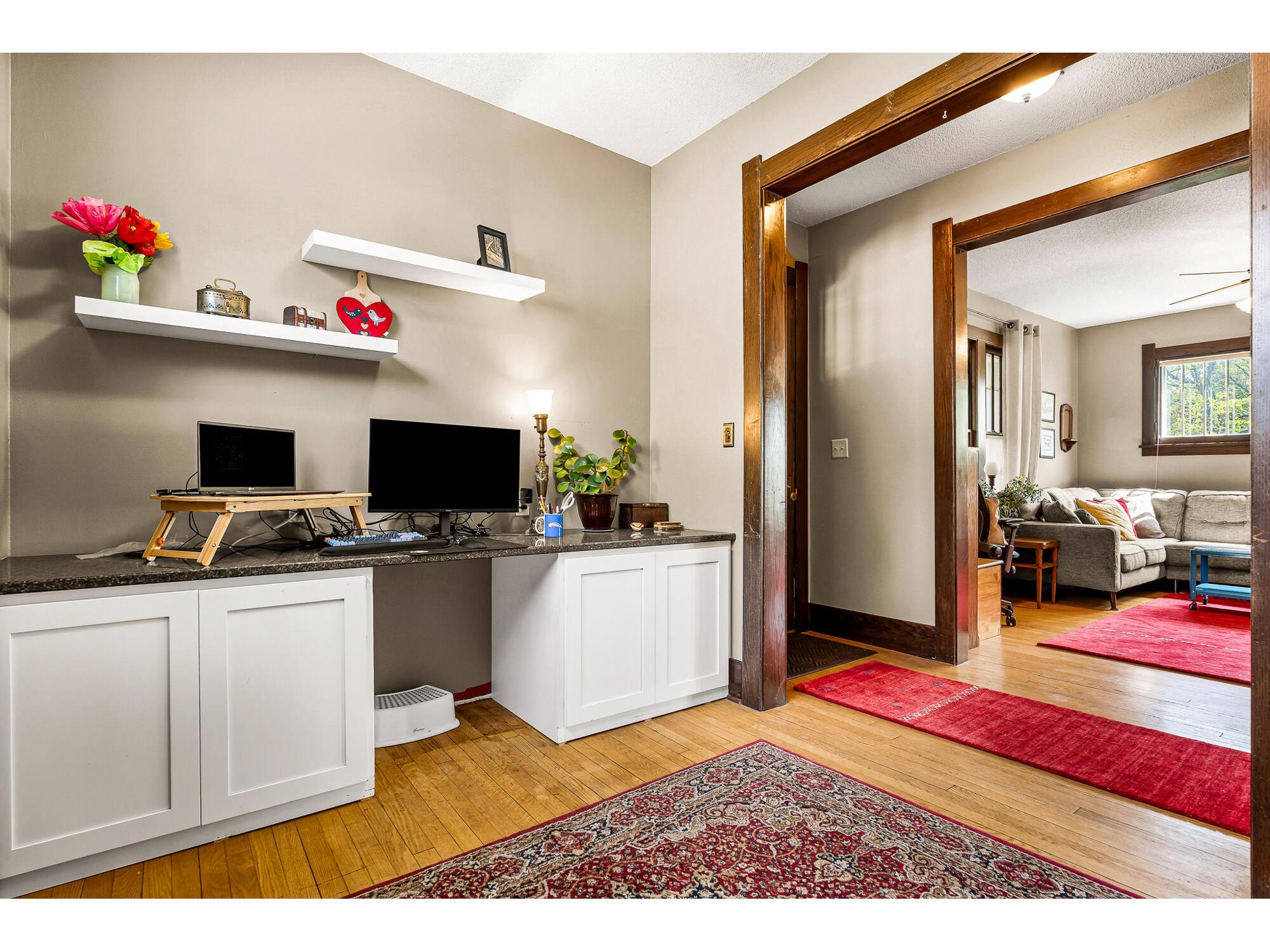 2030 Cass La Crosse WI 54601 1961899 image5