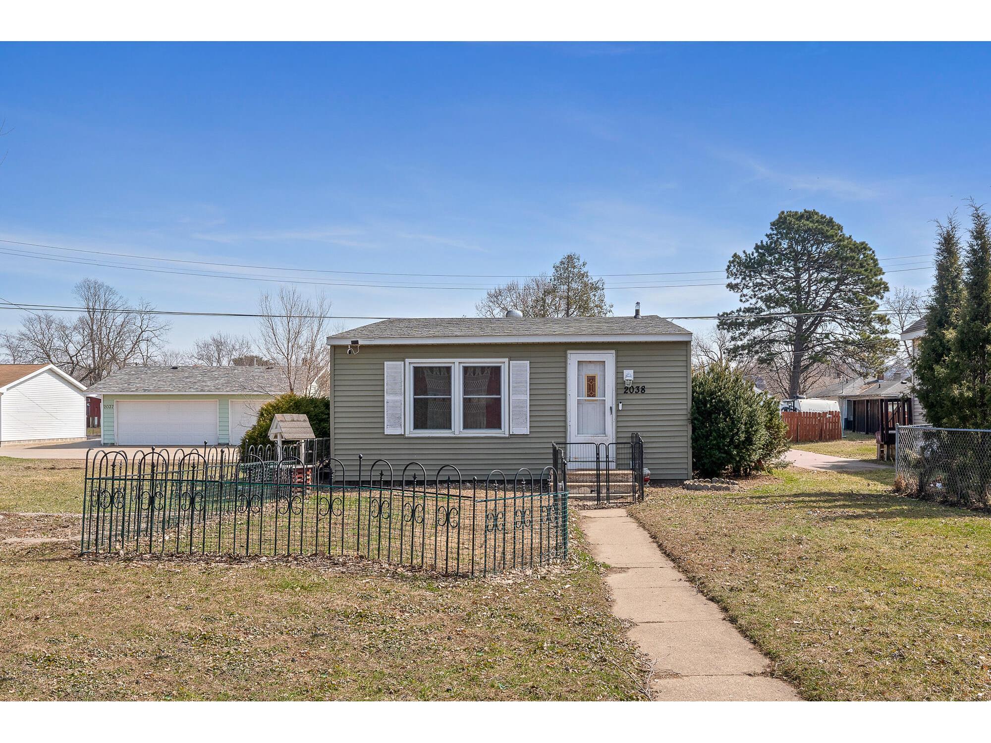 2038 Avon La Crosse WI 54603 1963203 image11