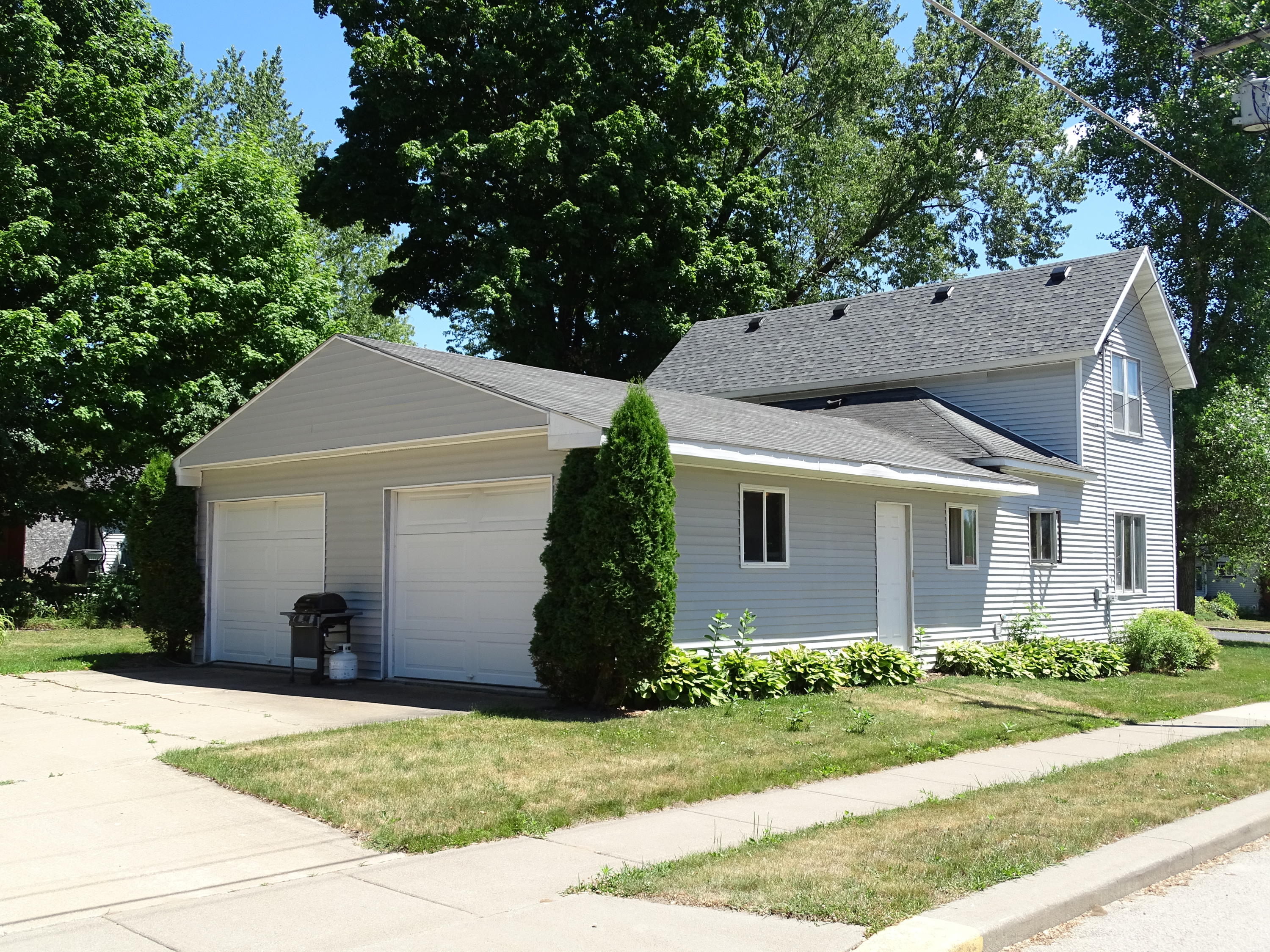 204 E Center St, Readstown, WI 54652 MLS 1747180 Edina Realty