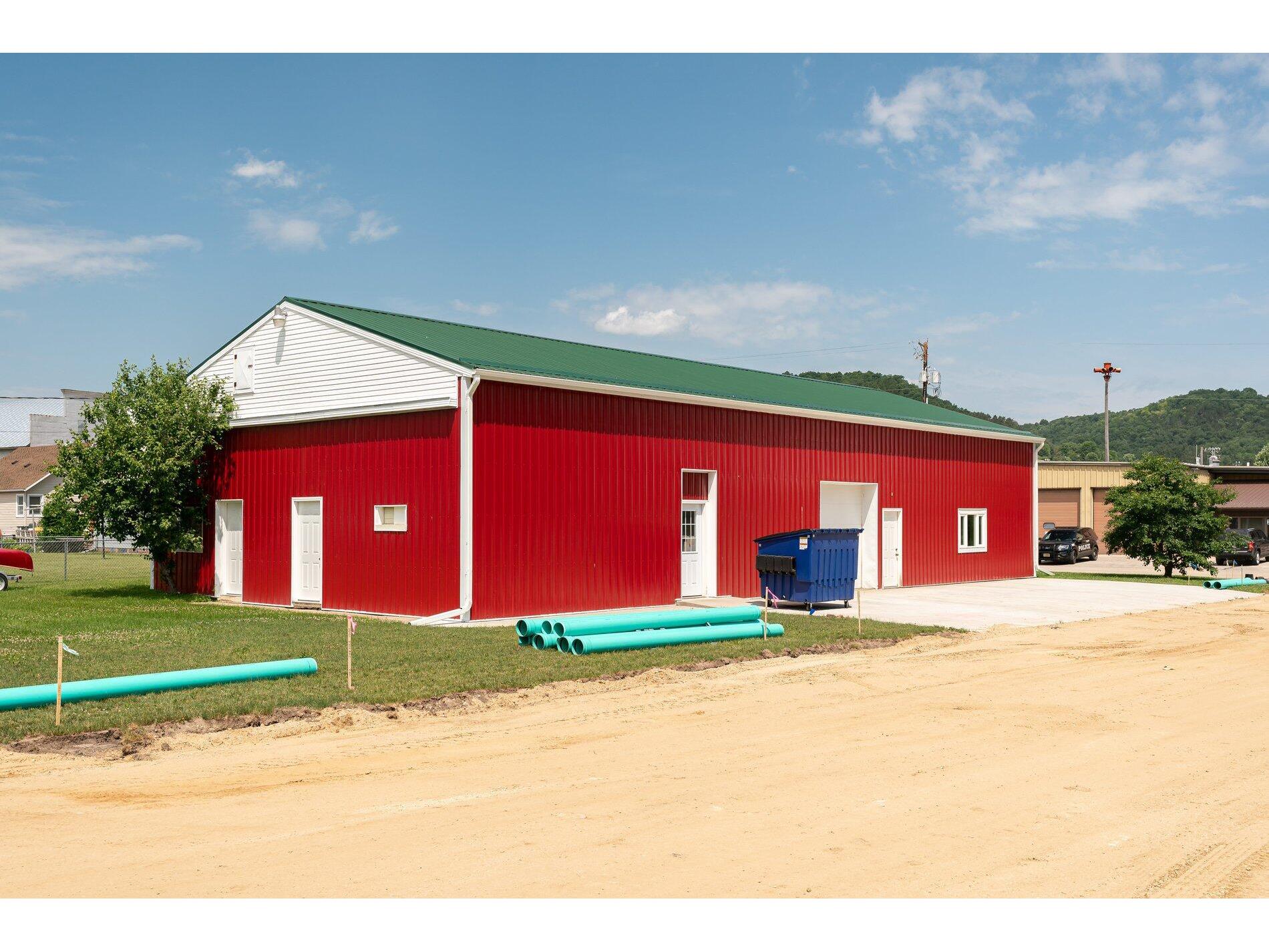 204 Fairbanks St, Coon Valley, WI, 54623 MLS 1800762 Edina Realty