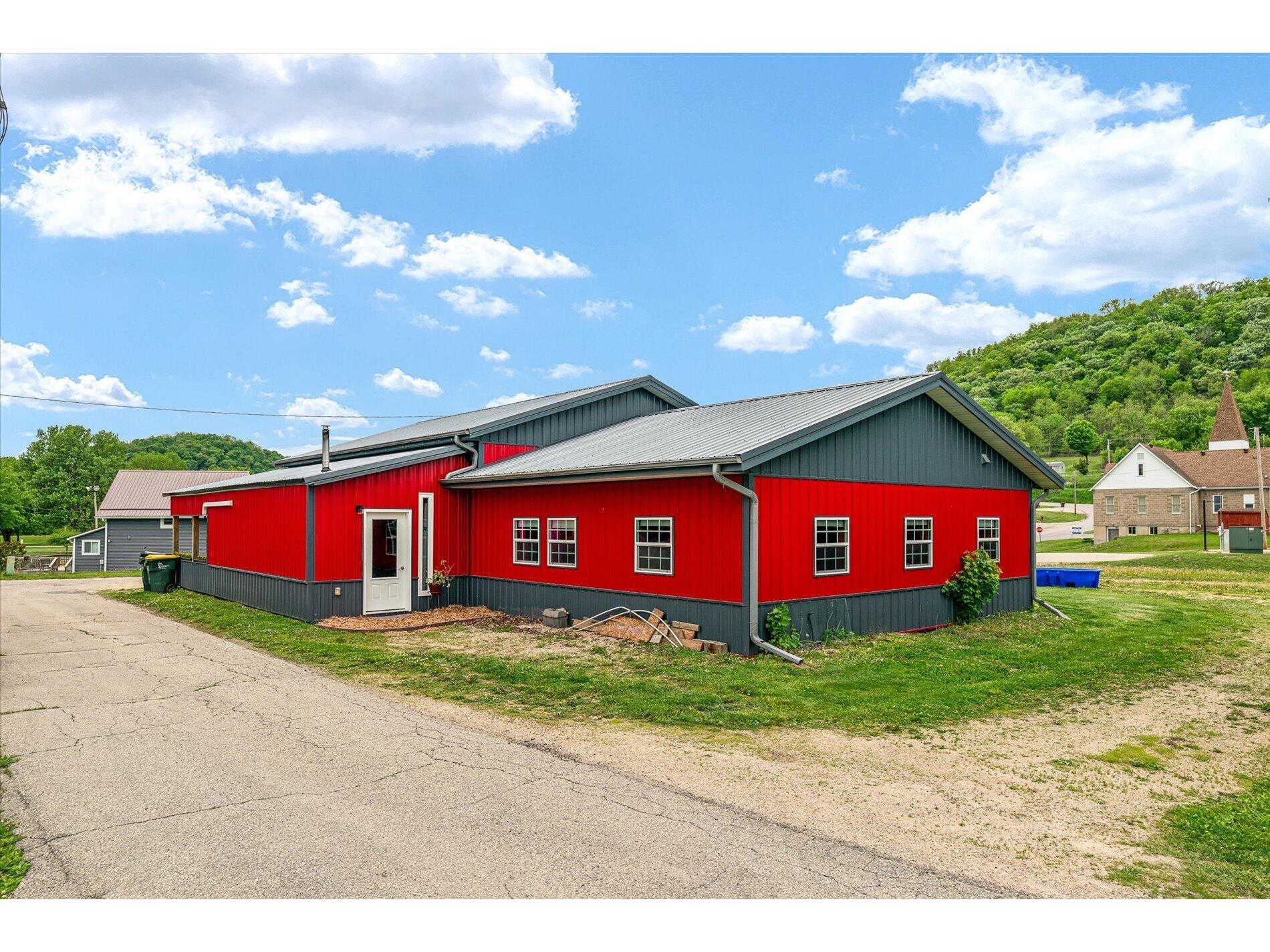 204 Peterson Soldiers Grove WI 54655 1964299 image4