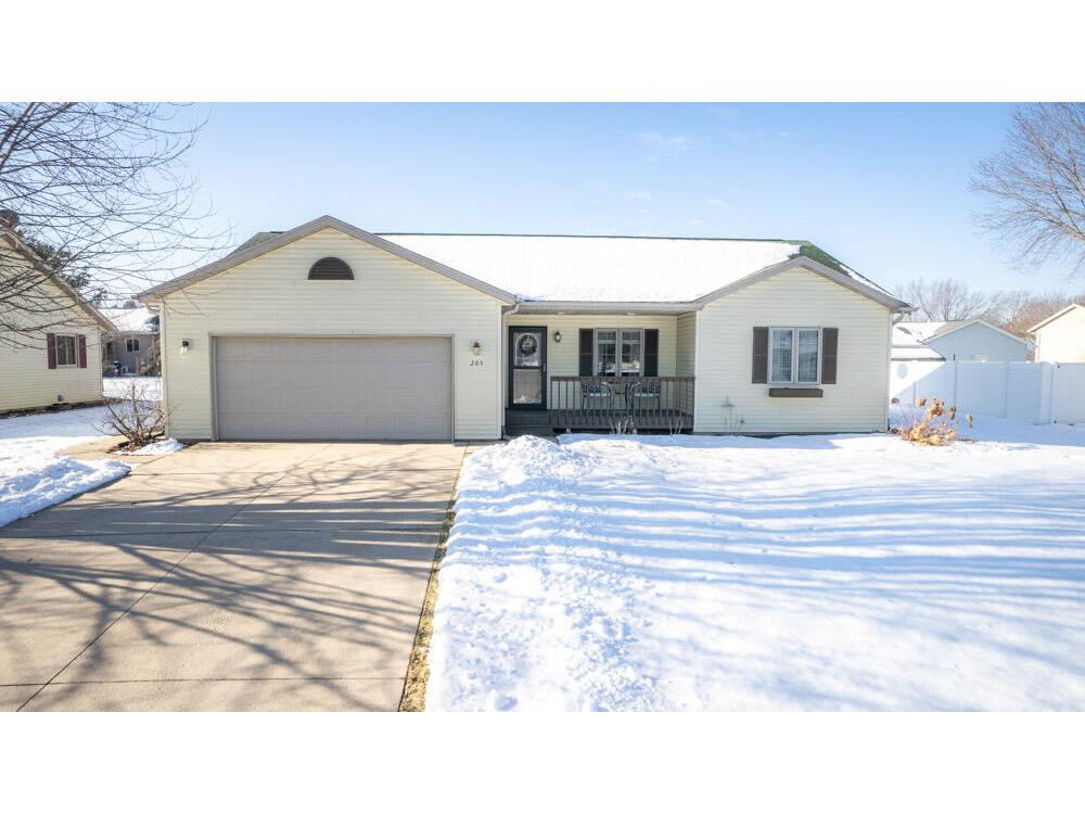 205 Andrew Bangor WI 54614 1823753 image1