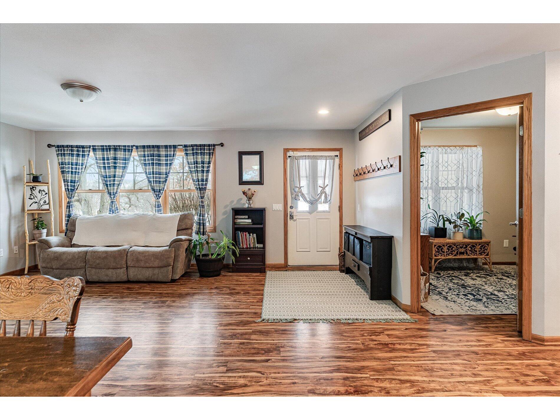 206 N Shird La Farge WI 54639 1949653 image2