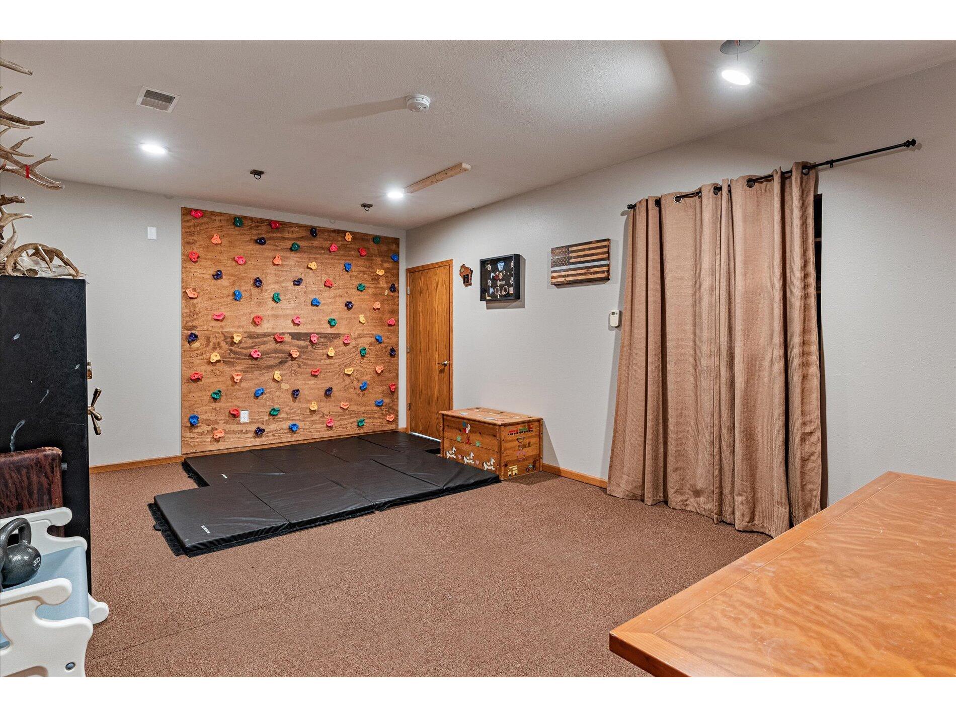 206 N Shird La Farge WI 54639 1949653 image24