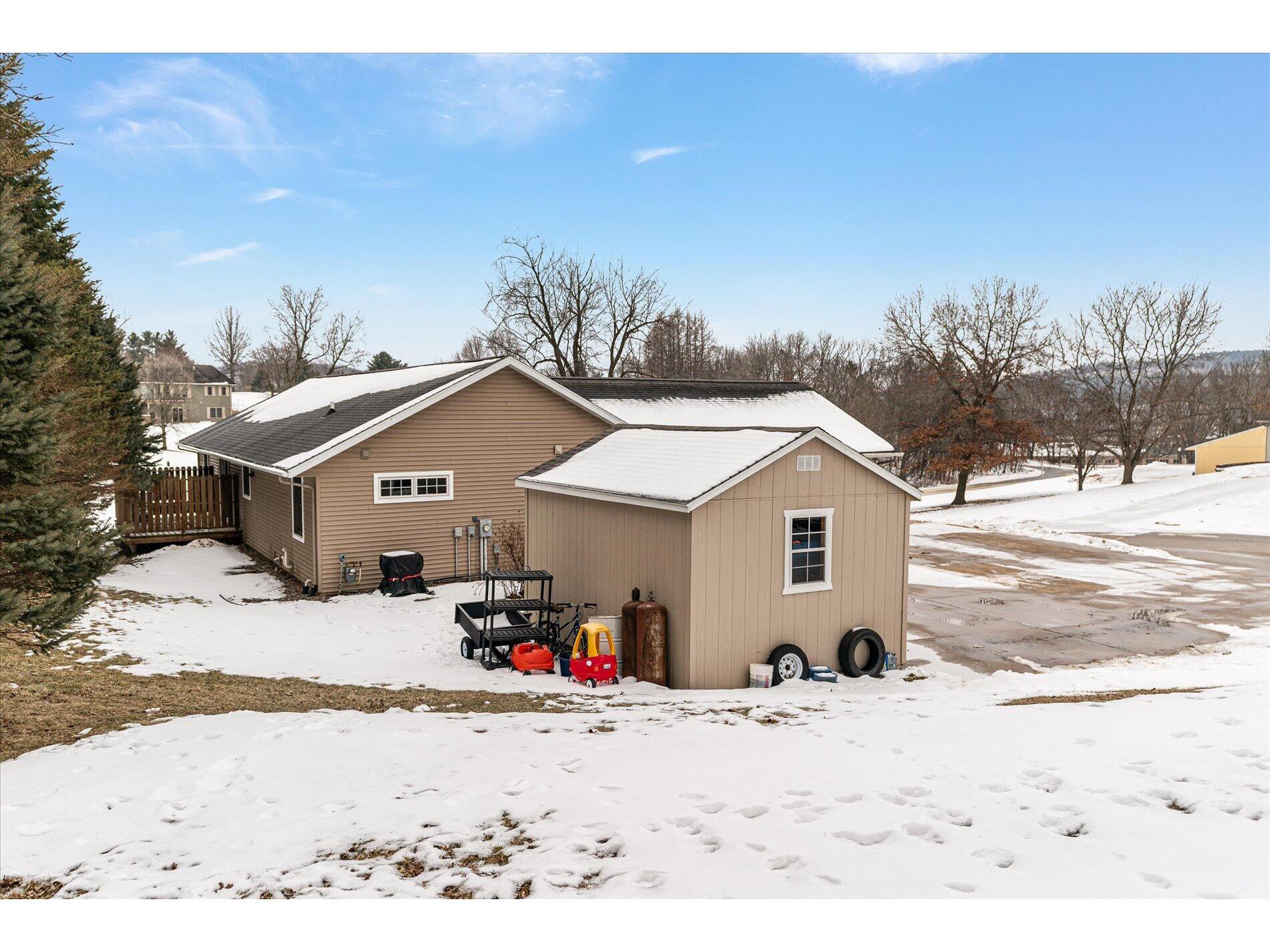 206 N Shird La Farge WI 54639 1949653 image26