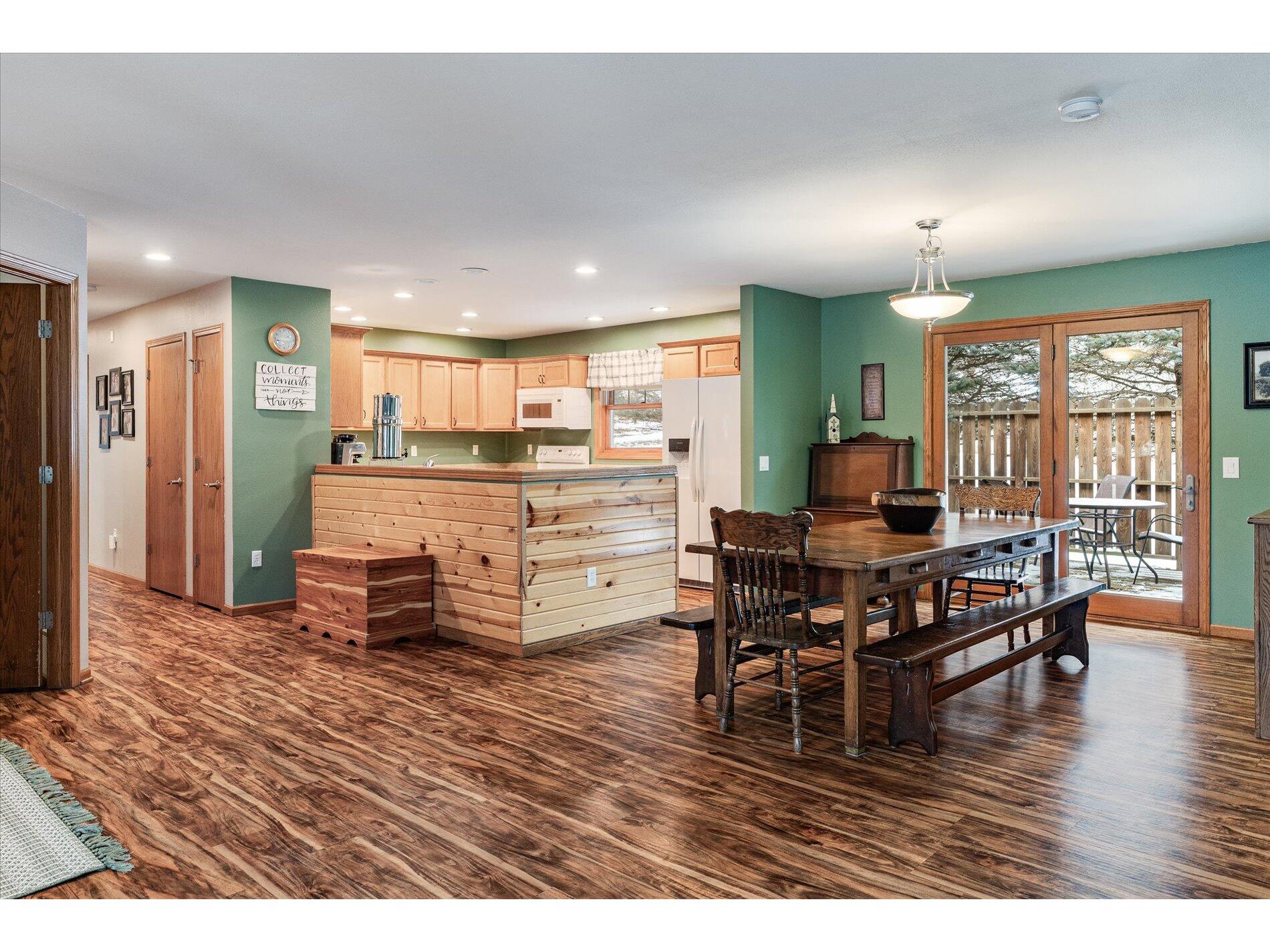 206 N Shird La Farge WI 54639 1949653 image4