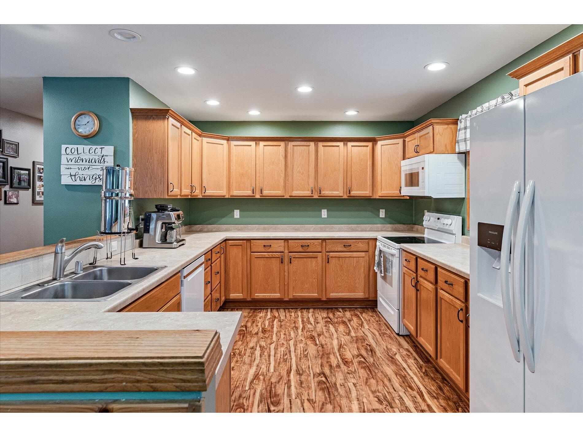 206 N Shird La Farge WI 54639 1949653 image5