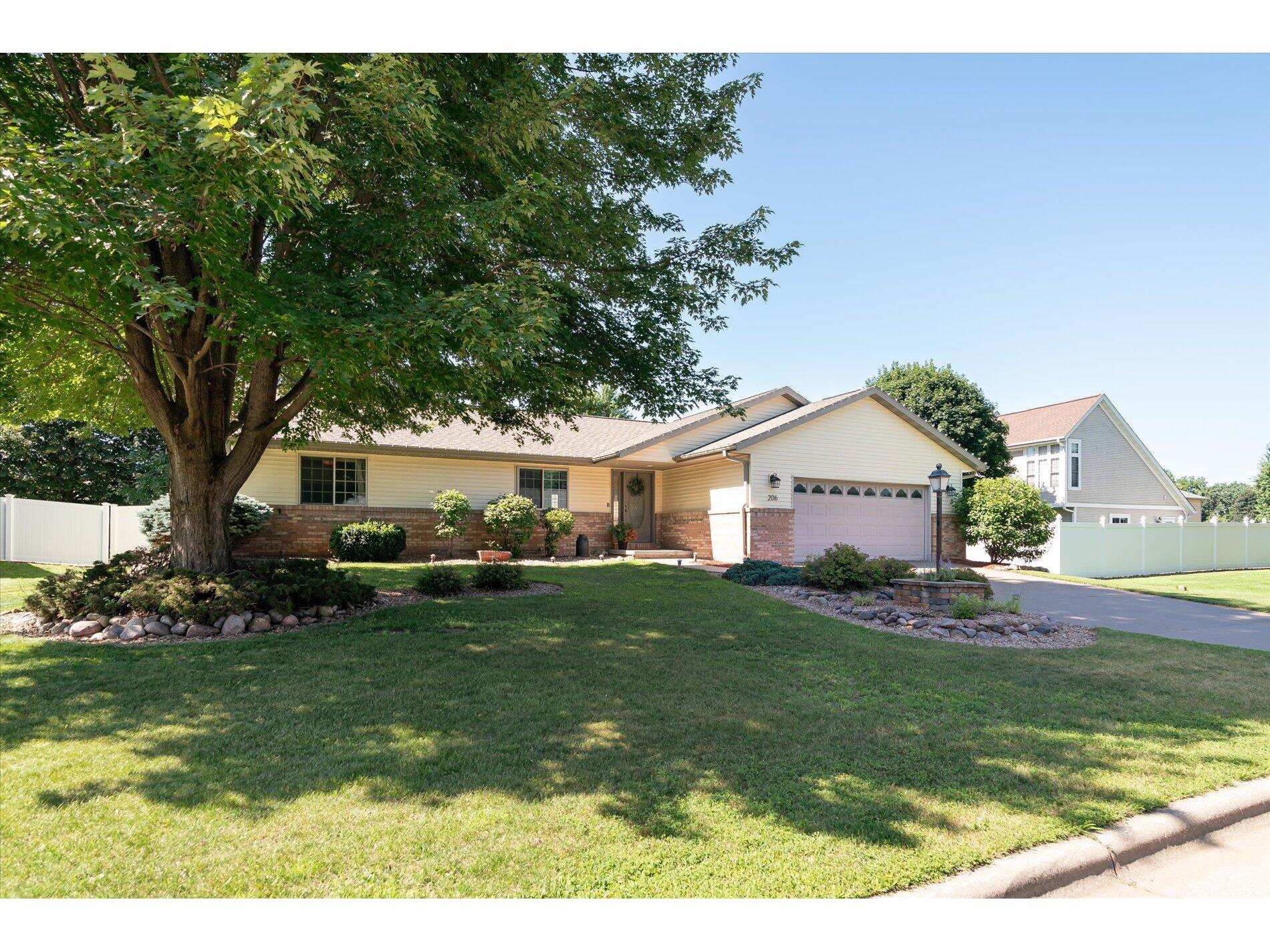 206 Peterson Holmen WI 54636 1925487 image1