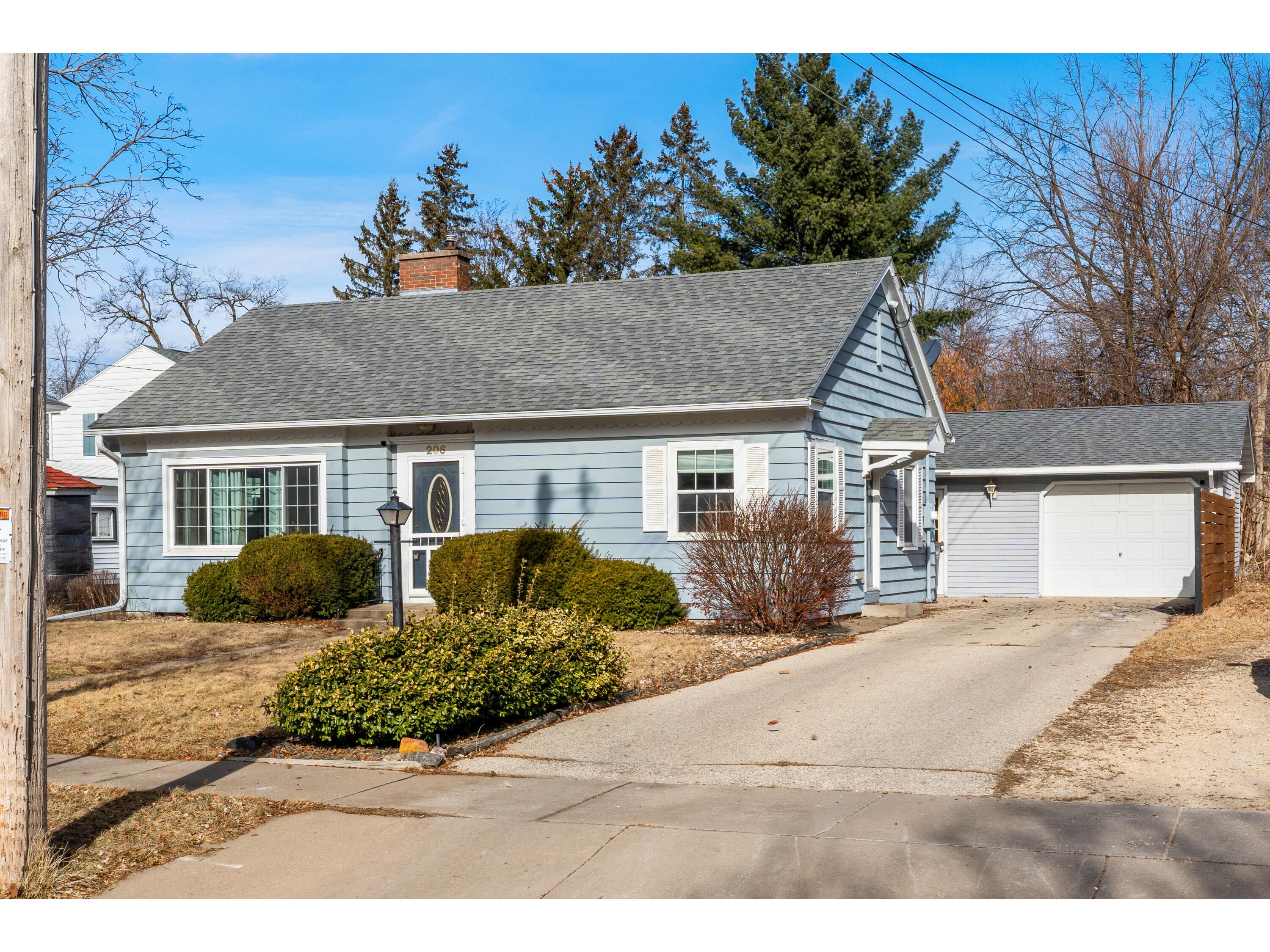 206 Pine Sparta WI 54656 1905316 image1