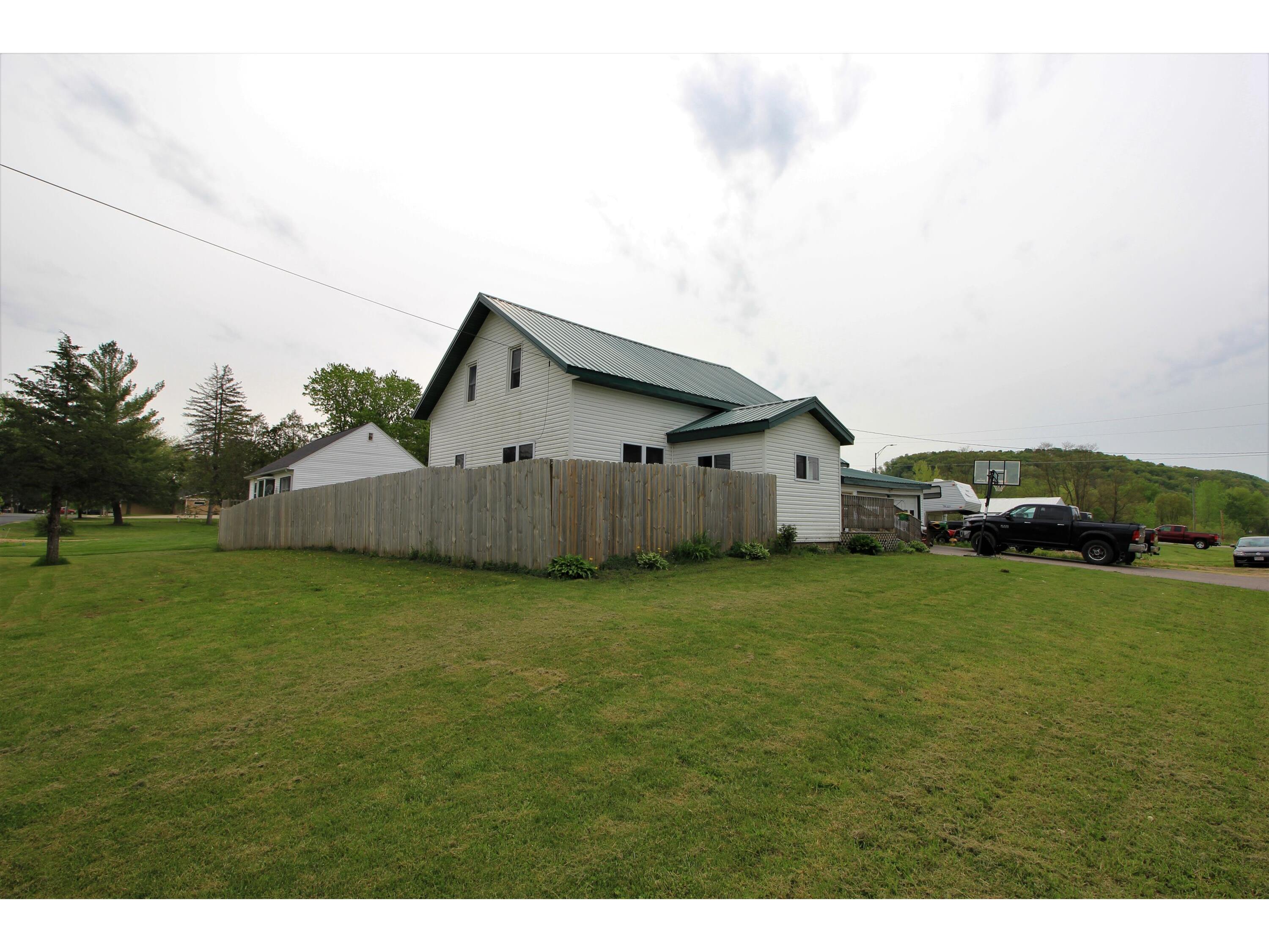 206 S Silver La Farge WI 54639 1923666 image3