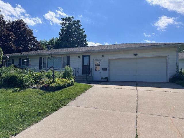 207 Pine Caledonia MN 55921 1879165 image1