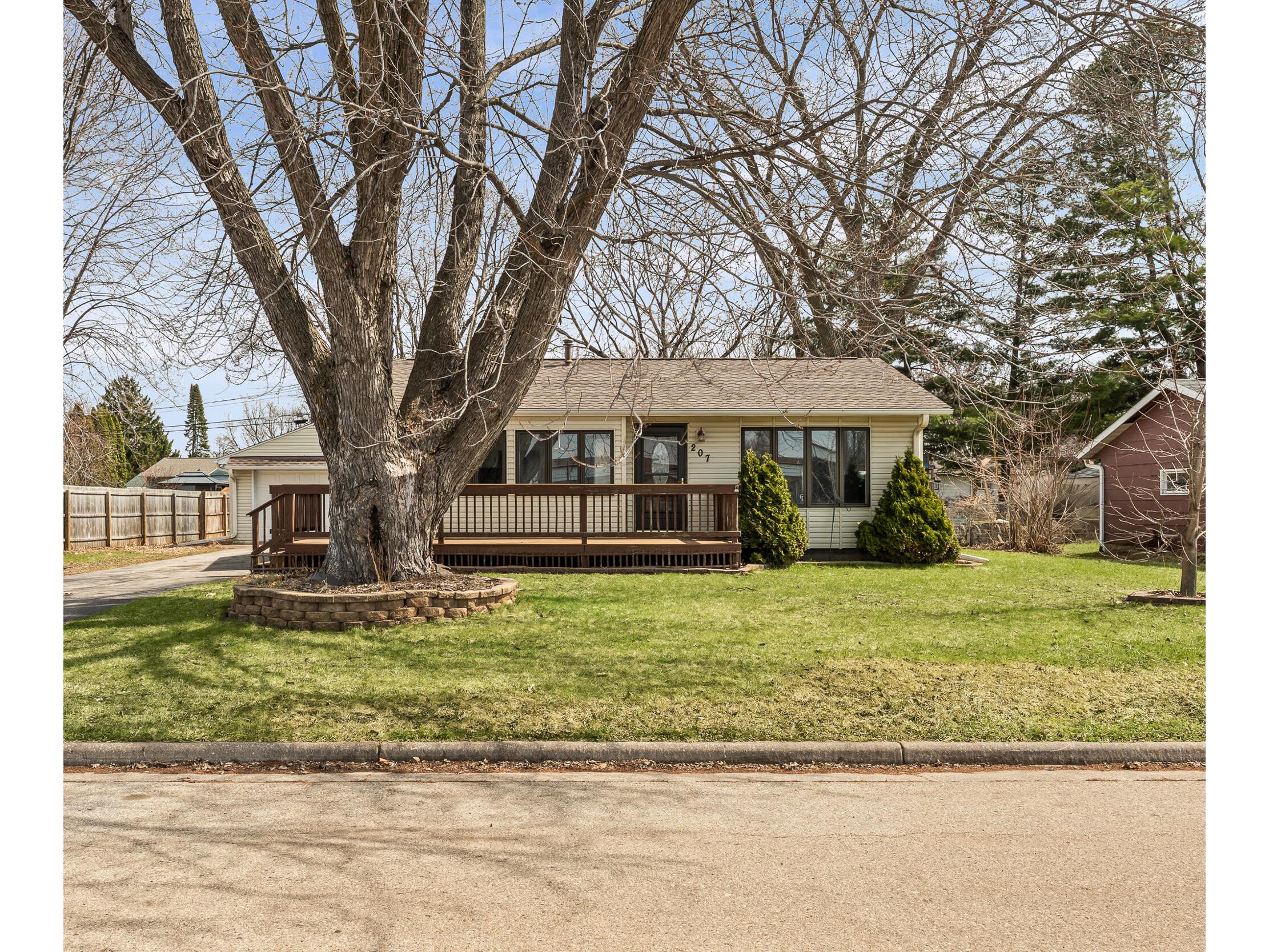 207 West Holmen WI 54636 1958963 image1