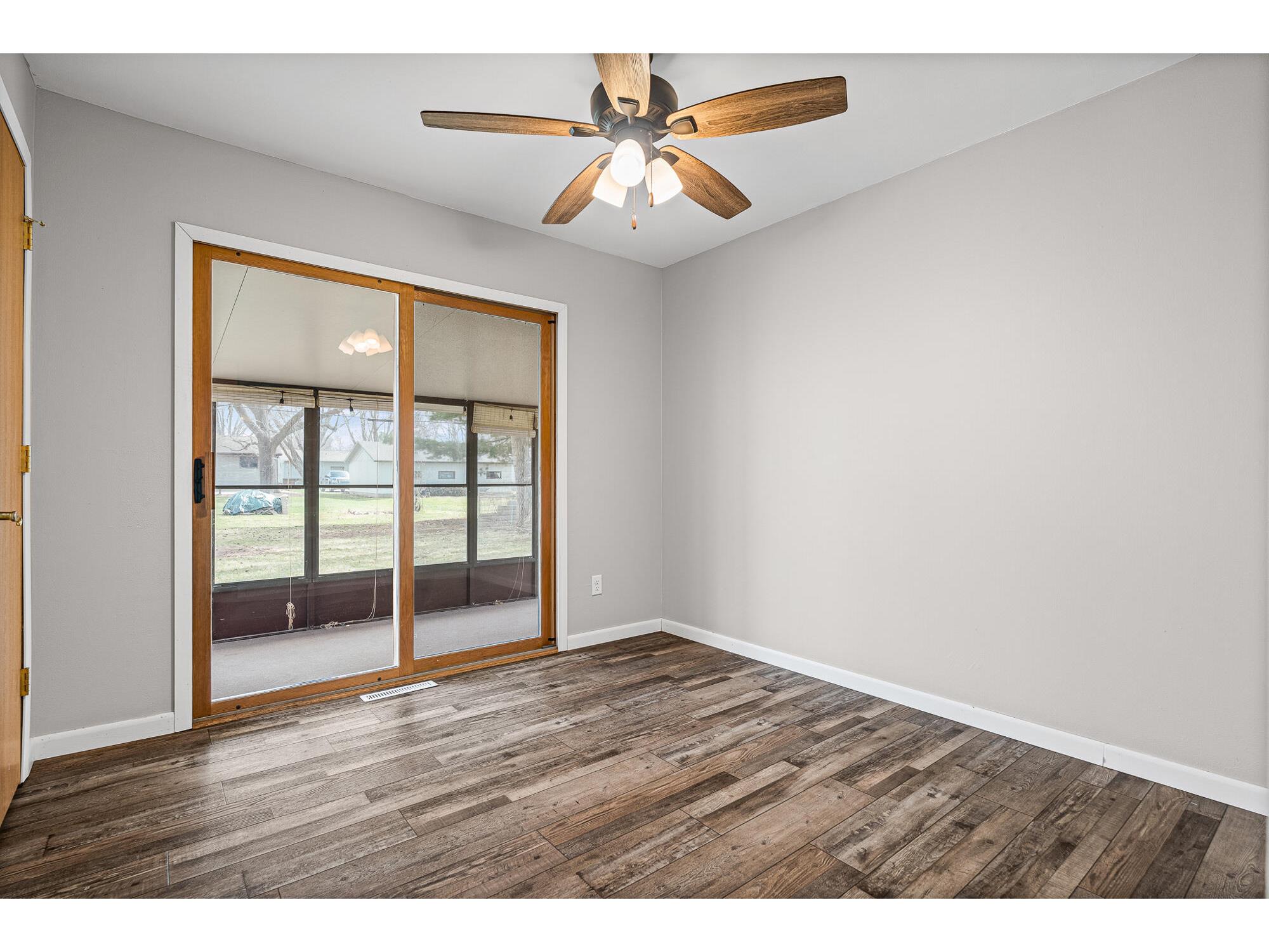 207 West Holmen WI 54636 1958963 image19