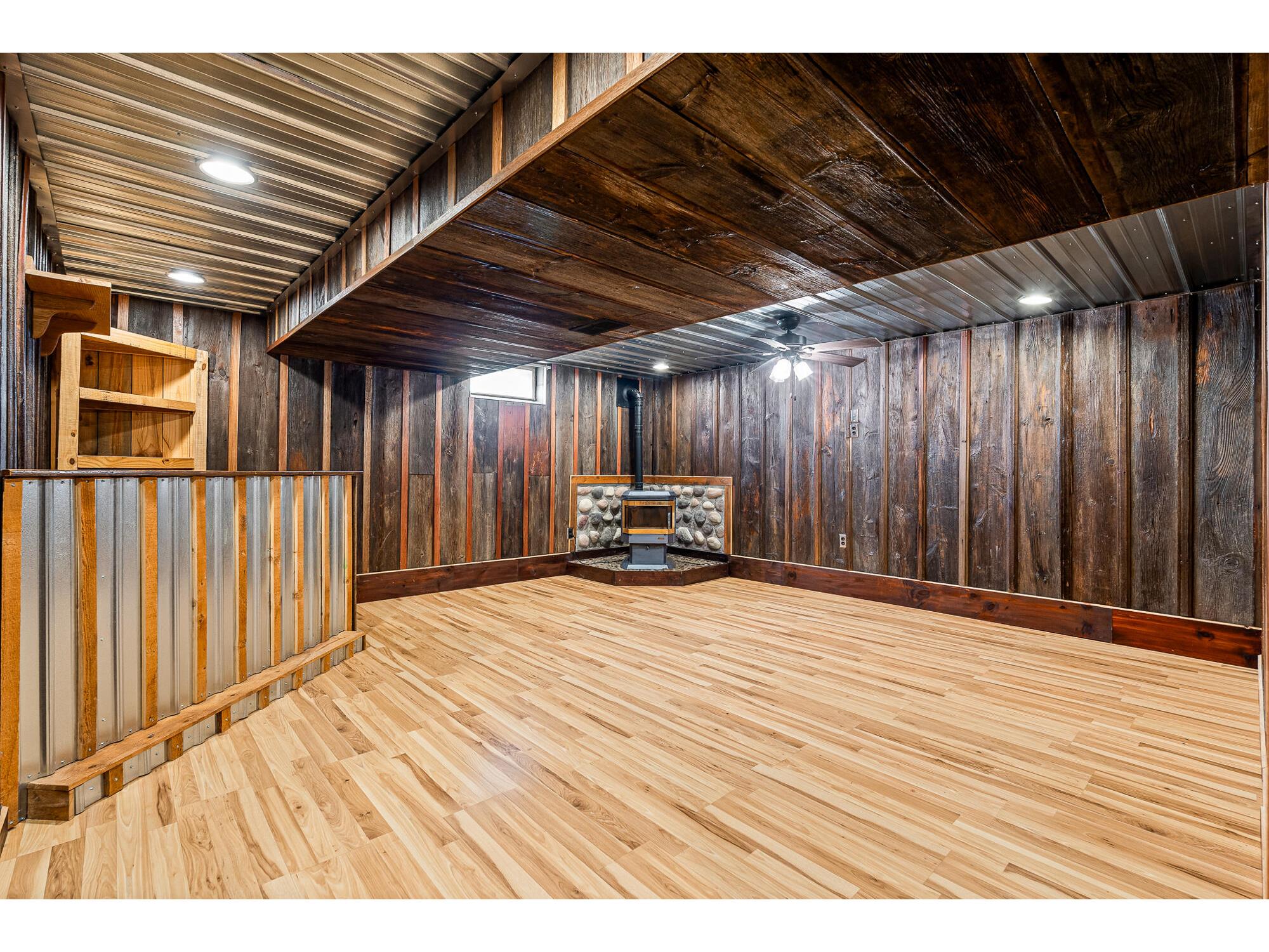207 West Holmen WI 54636 1958963 image25