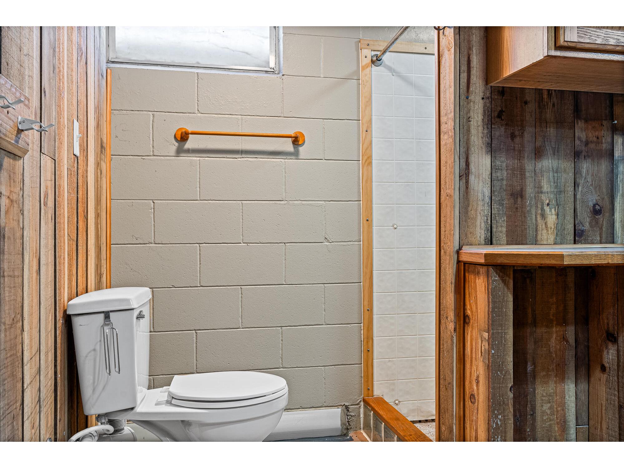 207 West Holmen WI 54636 1958963 image29