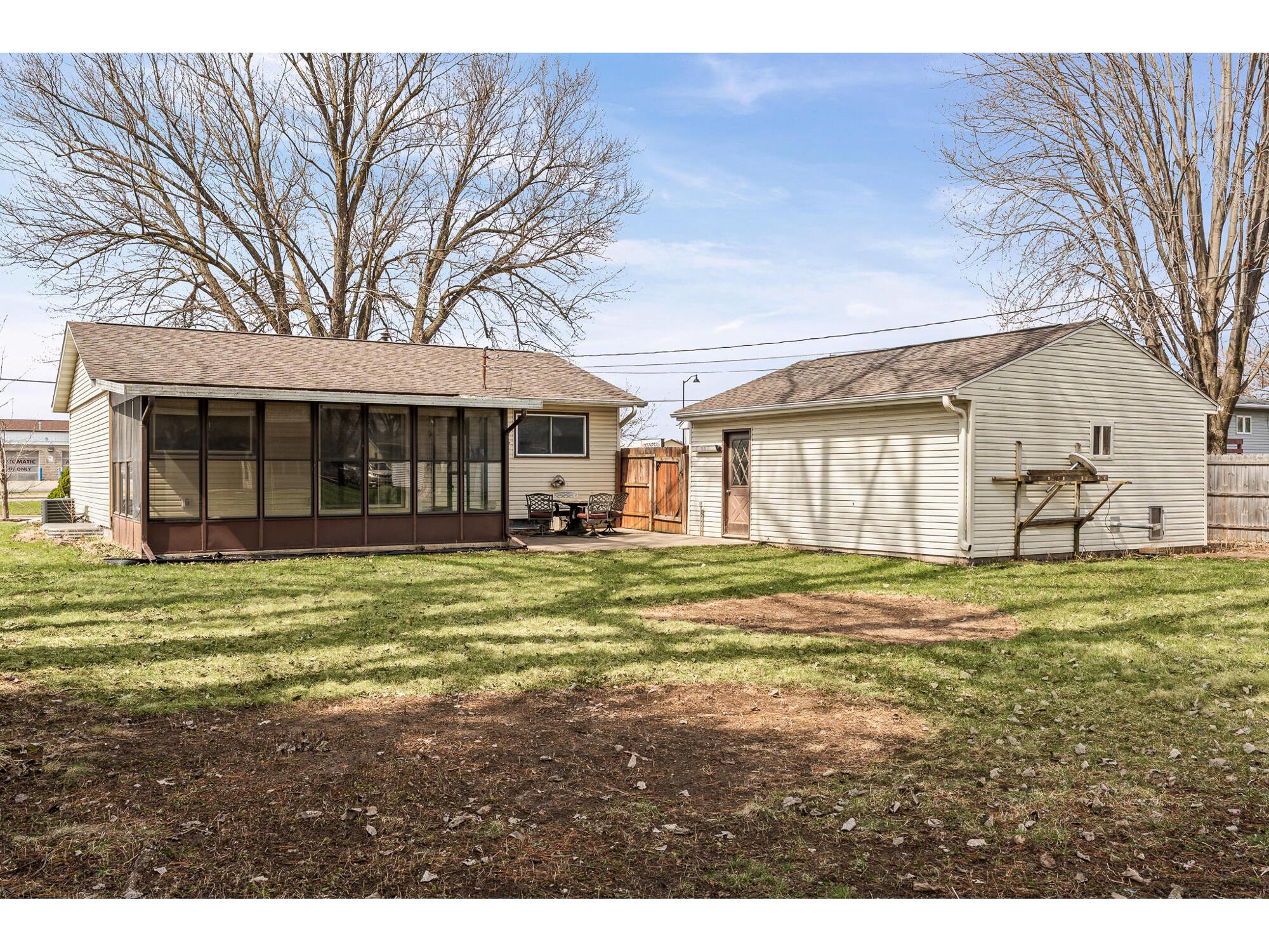 207 West Holmen WI 54636 1958963 image30