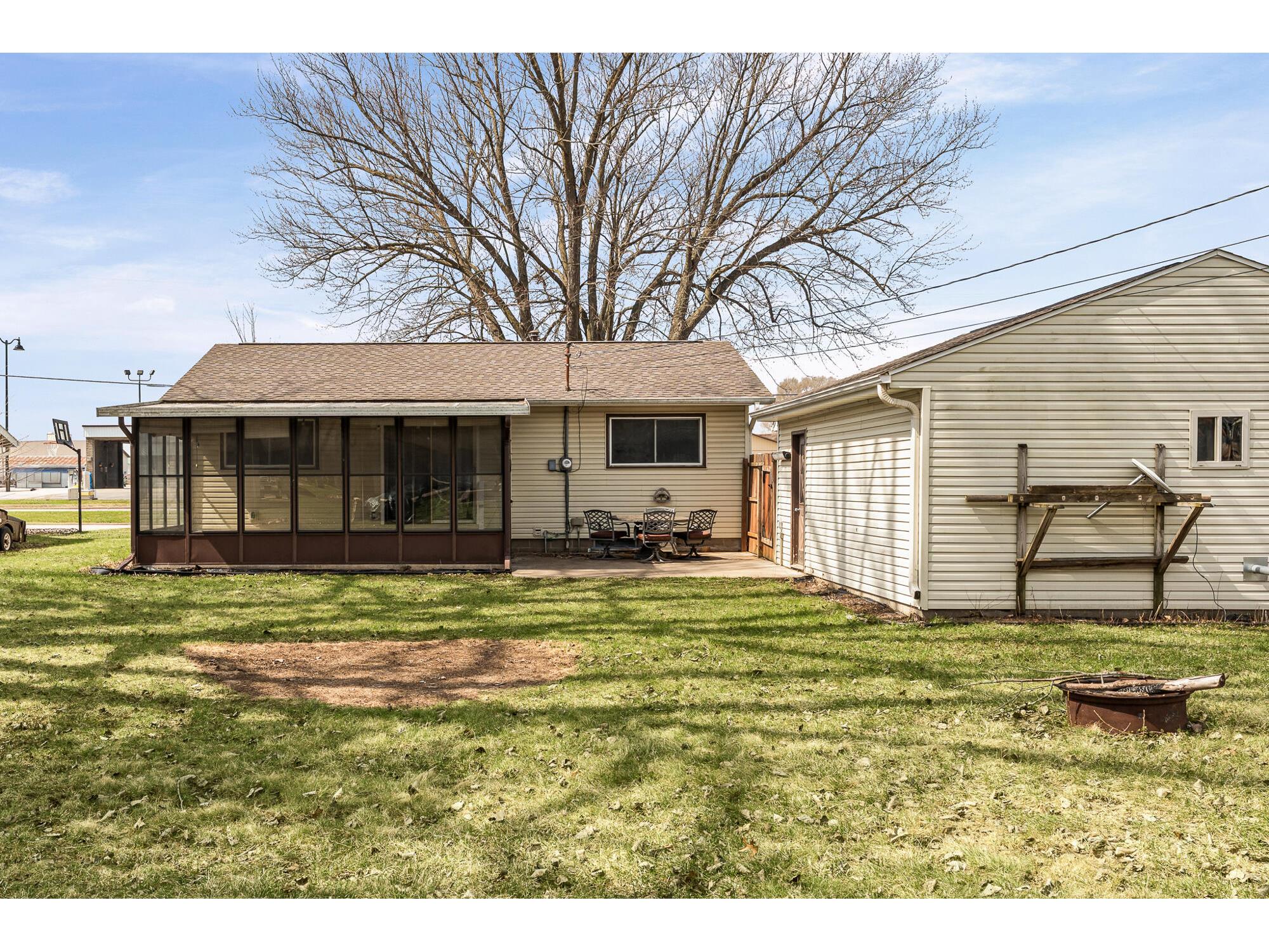 207 West Holmen WI 54636 1958963 image32