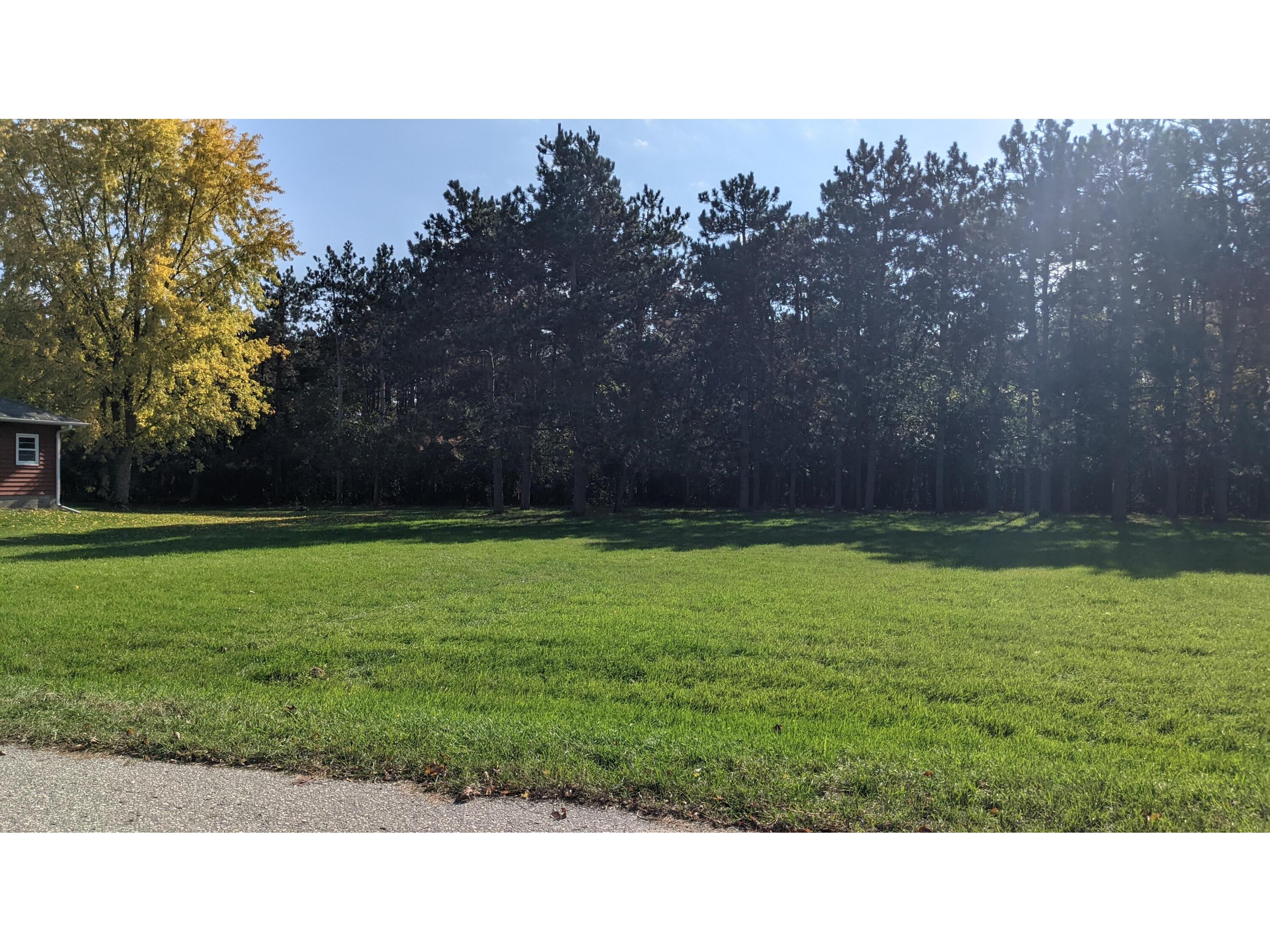 207 Wisconsin Cochrane WI 54622 1855428 image1