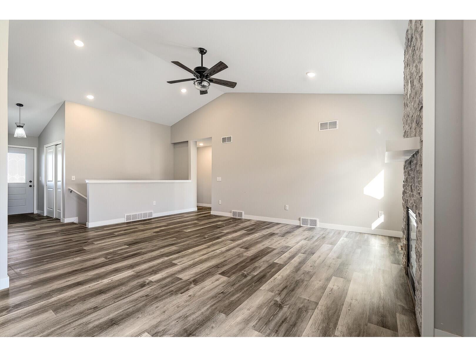 2075 Willow Reedsburg WI 53959 1953387 image3