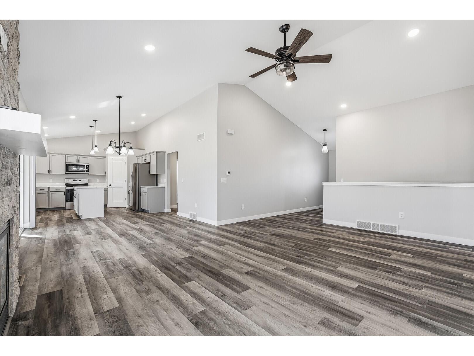 2075 Willow Reedsburg WI 53959 1953387 image4