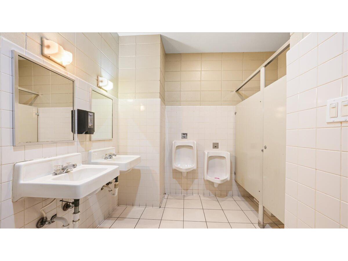 210-202 Superior Ave Tomah WI 54660 1907015 image33