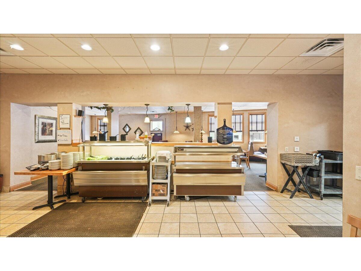 210-202 Superior Ave Tomah WI 54660 1907015 image38