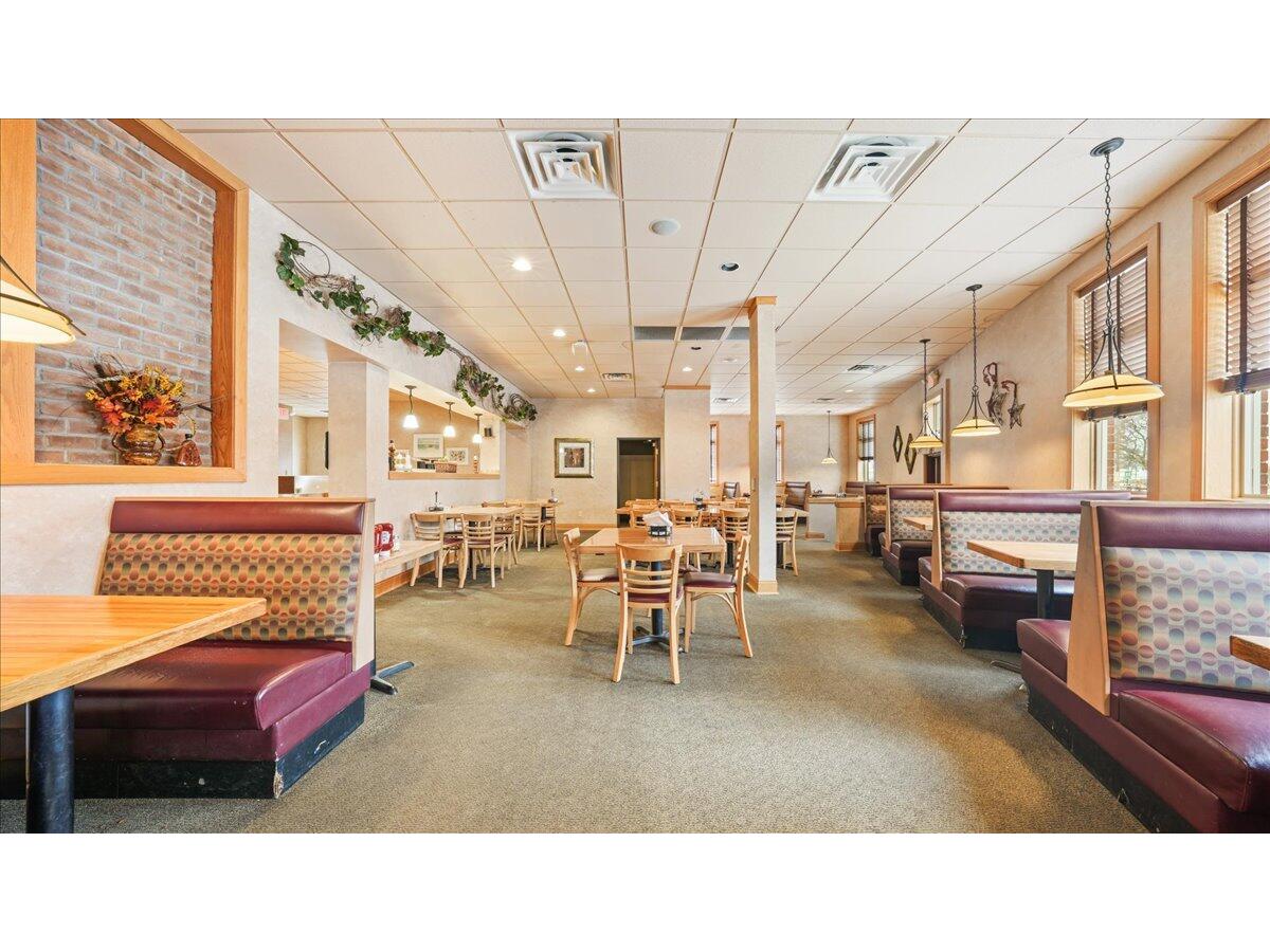 210-202 Superior Ave Tomah WI 54660 1907015 image44